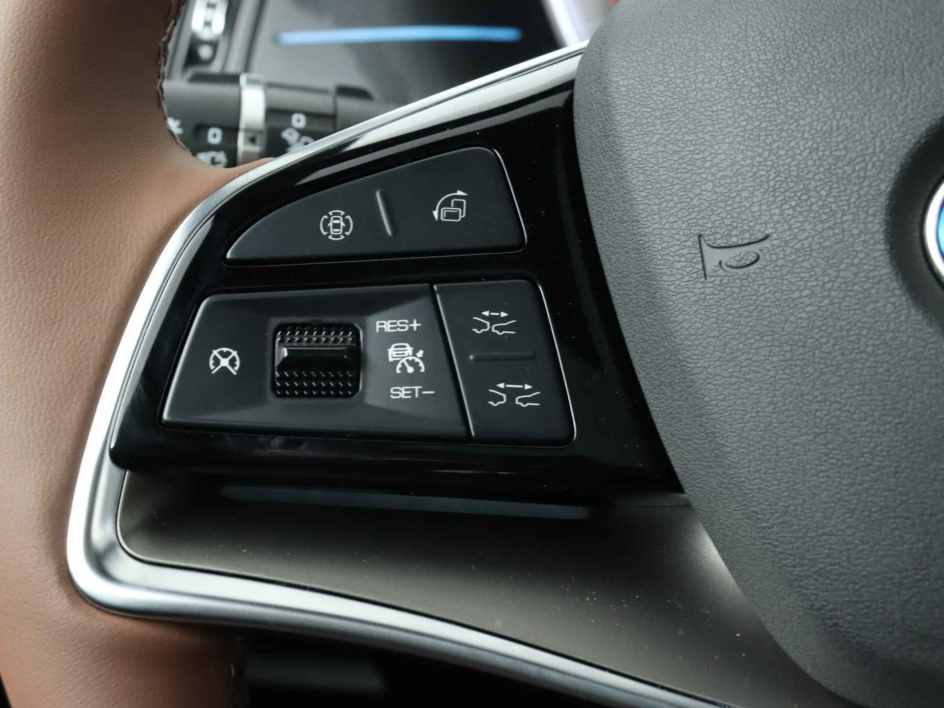 BYD TANG AWD Executive 86 kWh | €10.000 Voorraad Voordeel! Direct Rijden! | Digital Cockpit | Navigatie | Stoelverwarming/-koeling | - 21/45