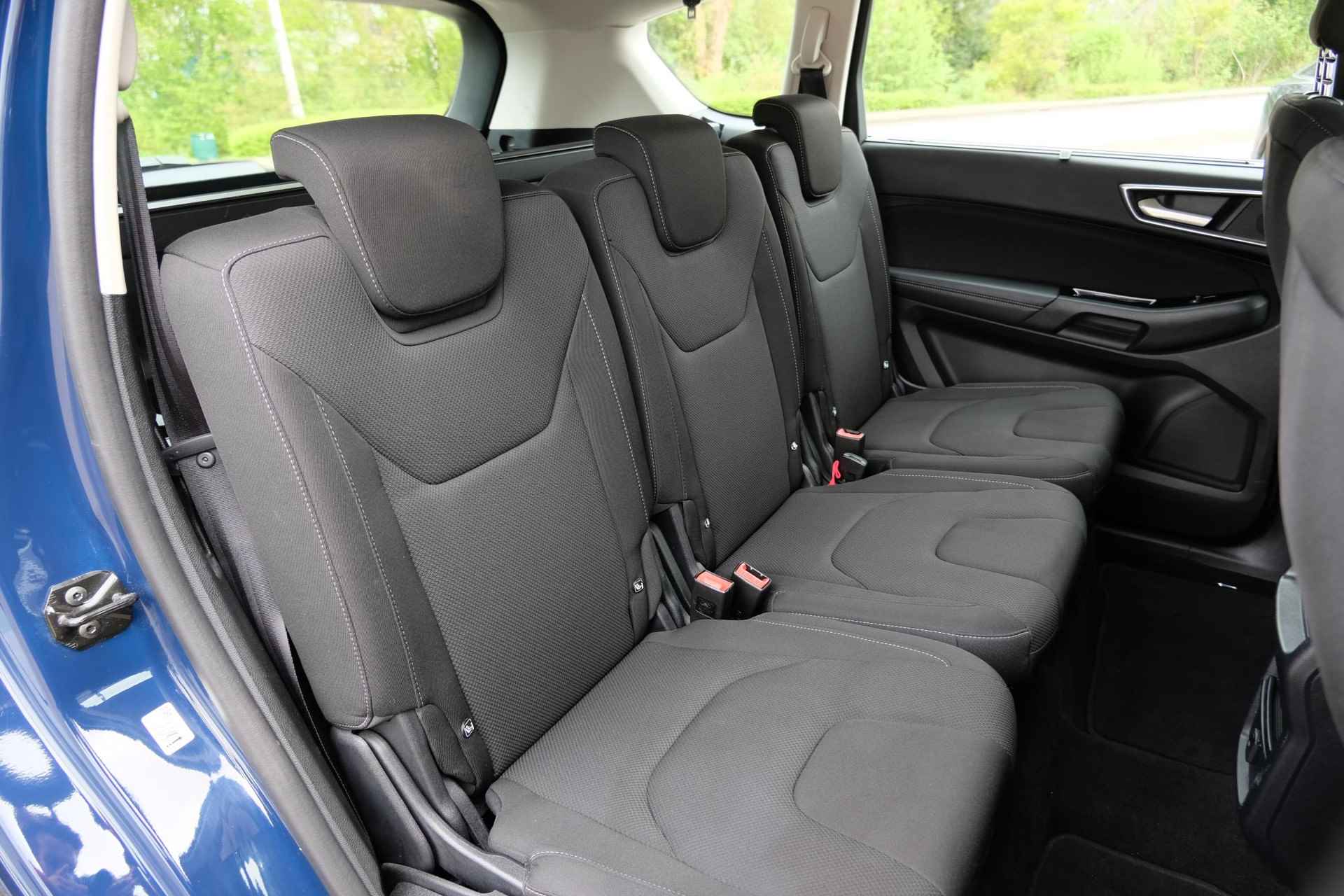Ford S-Max 1.5 Titanium 160pk | Trekhaak | Stoelverwarming > Stuurverwarming | Sync Navigatie | Keyless Entry - 17/42