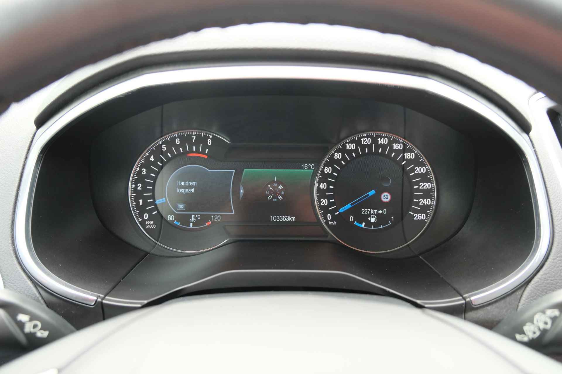 Ford S-Max 1.5 Titanium 160pk | Trekhaak | Stoelverwarming > Stuurverwarming | Sync Navigatie | Keyless Entry - 21/42