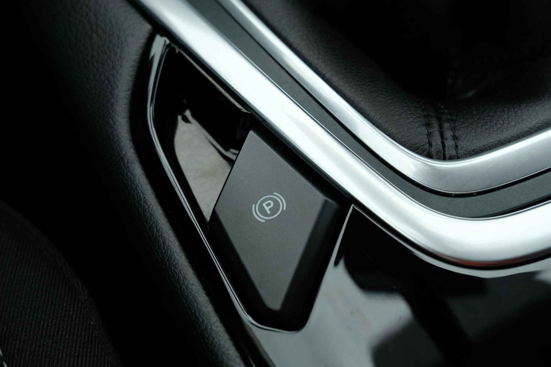 Ford S-Max 1.5 Titanium 160pk | Trekhaak | Stoelverwarming > Stuurverwarming | Sync Navigatie | Keyless Entry - 40/42