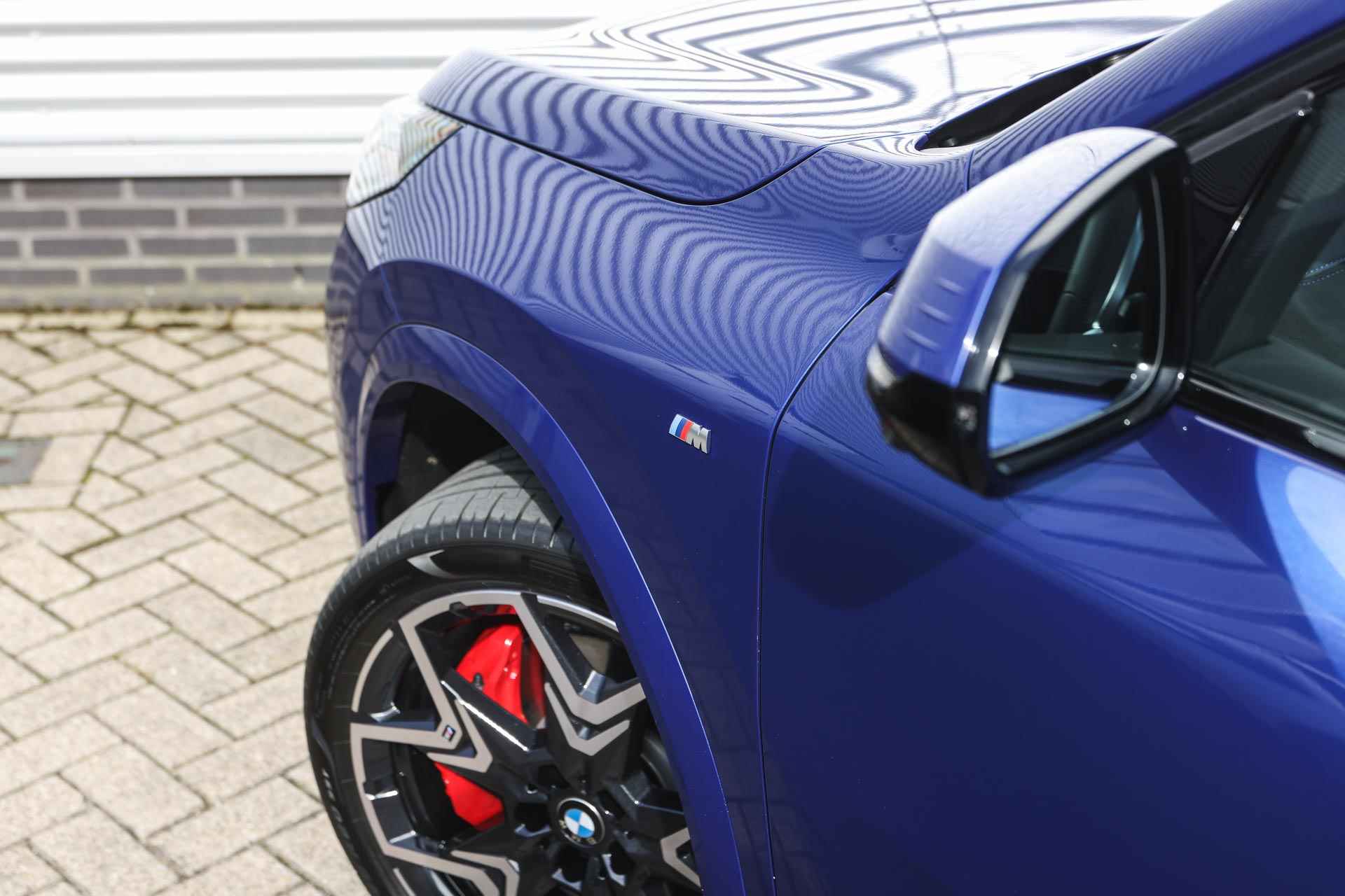 BMW X2 sDrive20i High Executive M Sport Automaat / Panoramadak / Trekhaak / M Sportstoelen / Parking Assistant Plus / Adaptieve LED / Adaptief M Onderstel / Driving Assistant Professional - 32/39