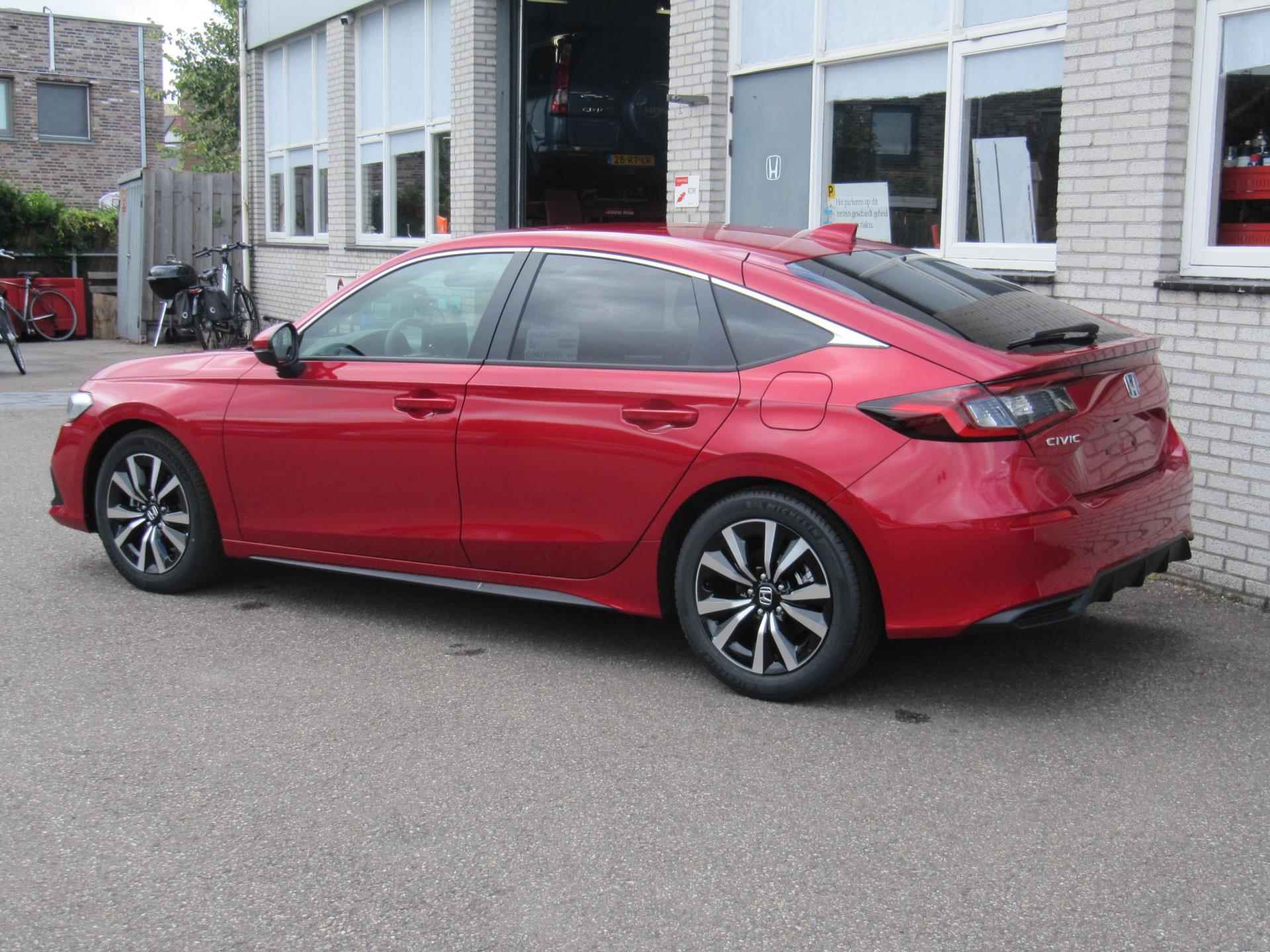 Honda Civic 2.0e:HEV Elegance*nieuw* - 11/17