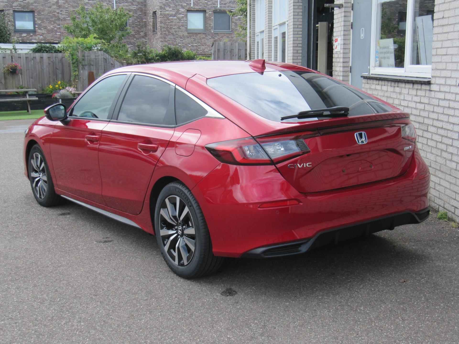 Honda Civic 2.0e:HEV Elegance*nieuw* - 12/17