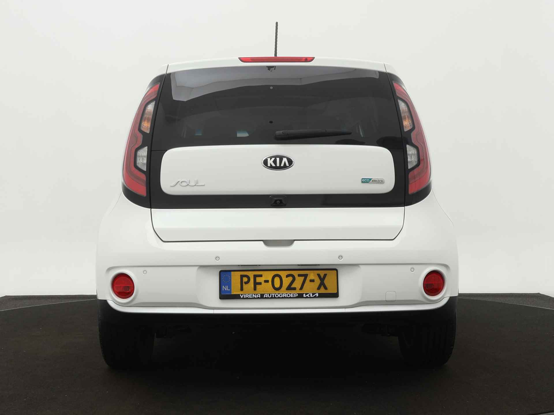 Kia Soul EV ExecutivePlusLine 27 kWh - 100% elektrisch - Navigatie - Stoelverwarming - Stuurverwarming - Fabrieksgarantie tot 06-2024 - 7/49