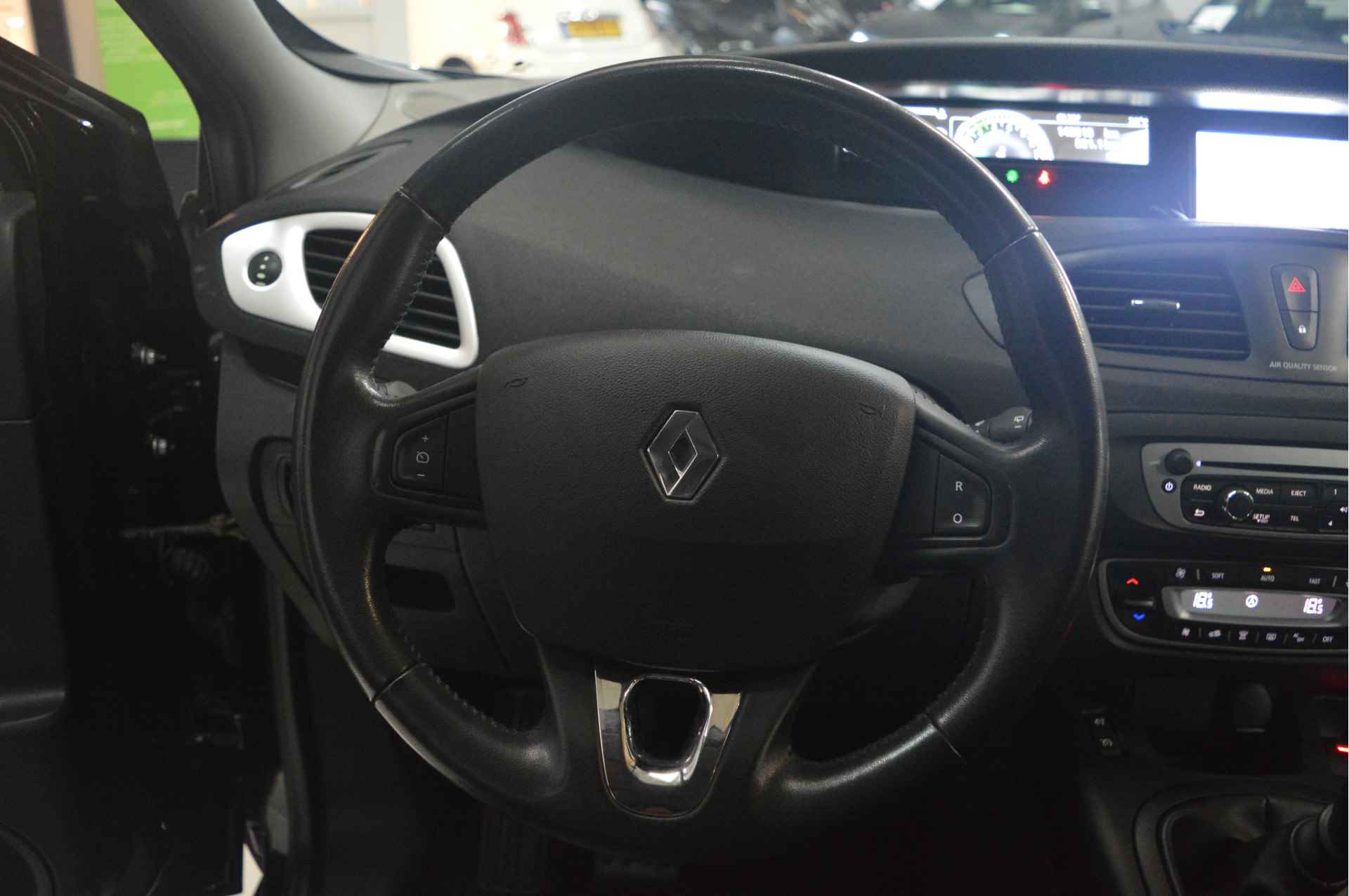 Renault Grand Scénic 1.2 TCe Bose 7persoons // 142.000 km // CLIMA // NAVI // CRUISE // TREKHAAK // - 20/26