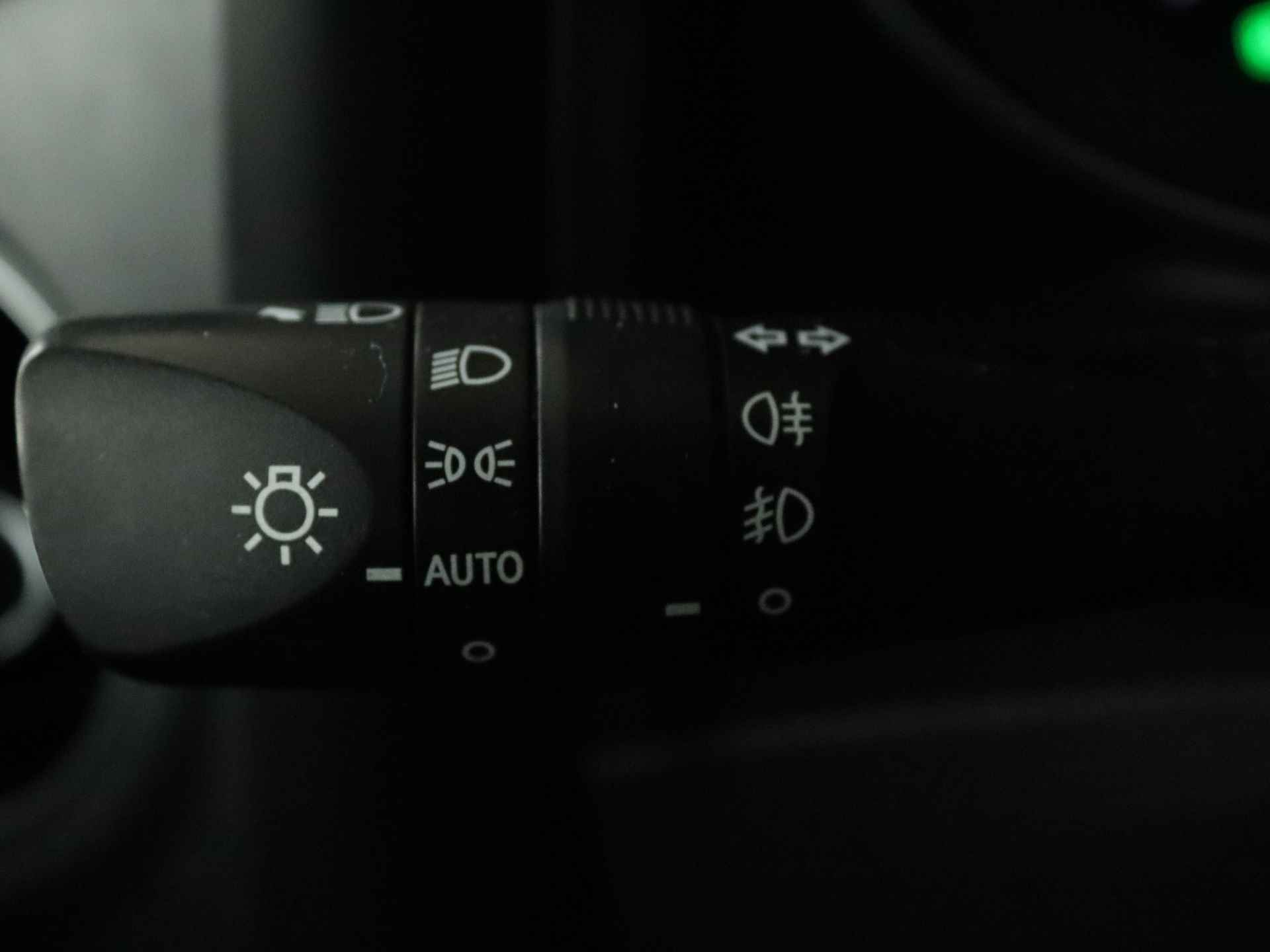 Toyota Auris Touring Sports 1.8 Hybrid Dynamic Limited | Navigatie | Camera | Cruise Control | LM Velgen | - 24/41