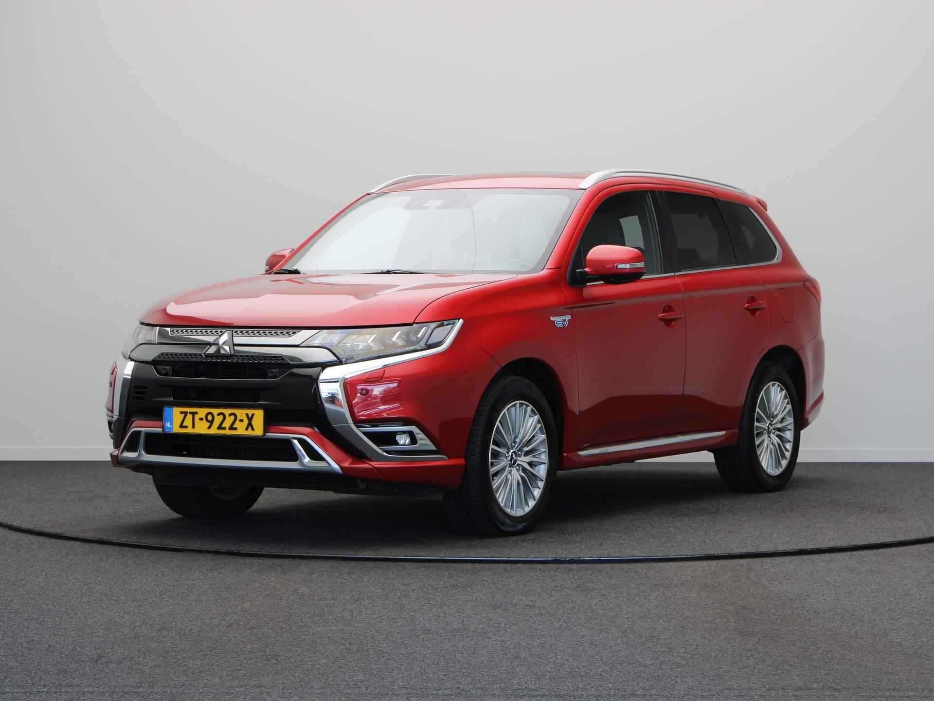 Mitsubishi Outlander 2.4 PHEV Instyle | Achteruitrijcamera | Parkeersensoren rondom | Stoelverwarming | Climate control | - 10/54