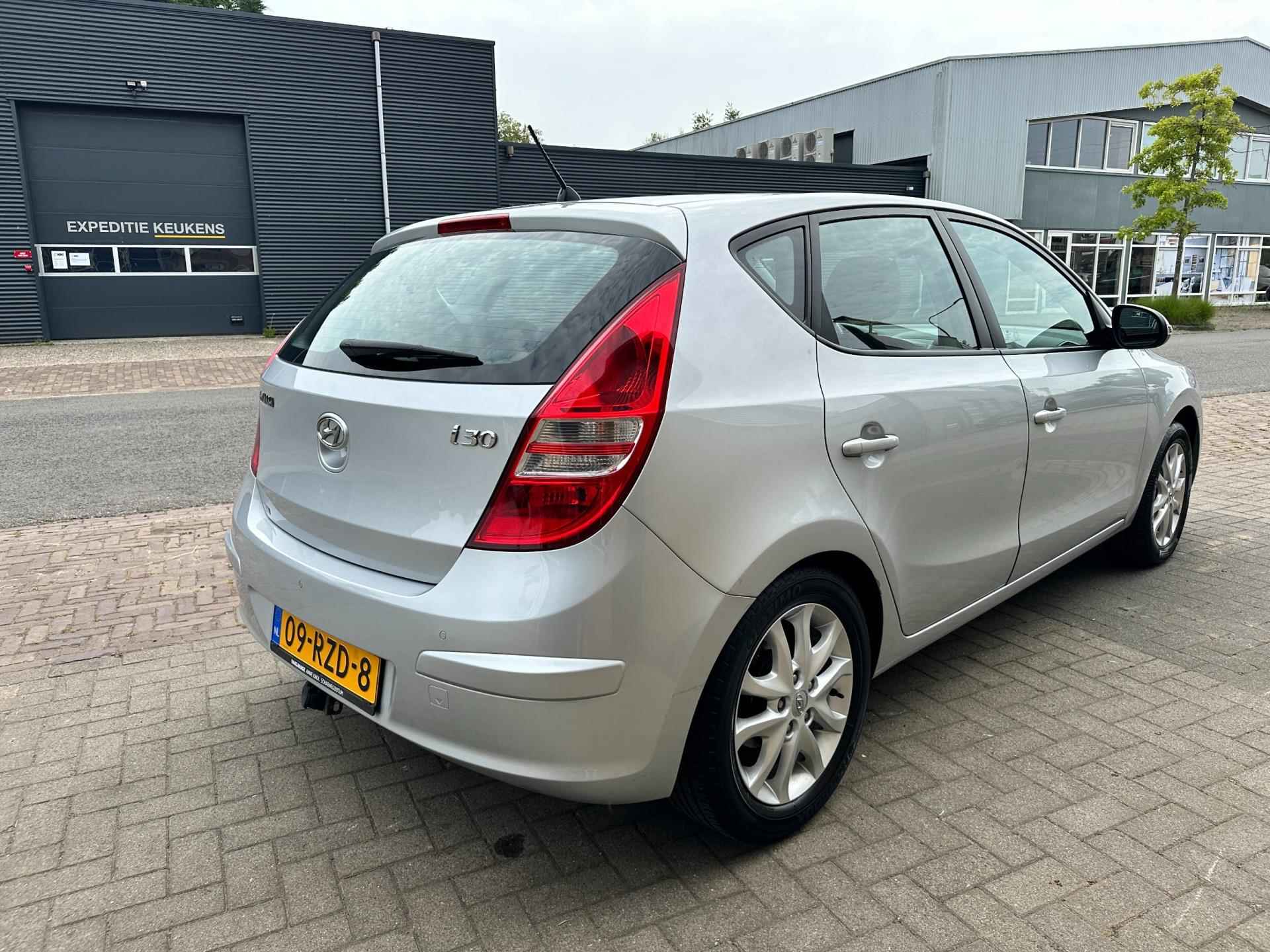 Hyundai I30 1.6i Style - 7/23