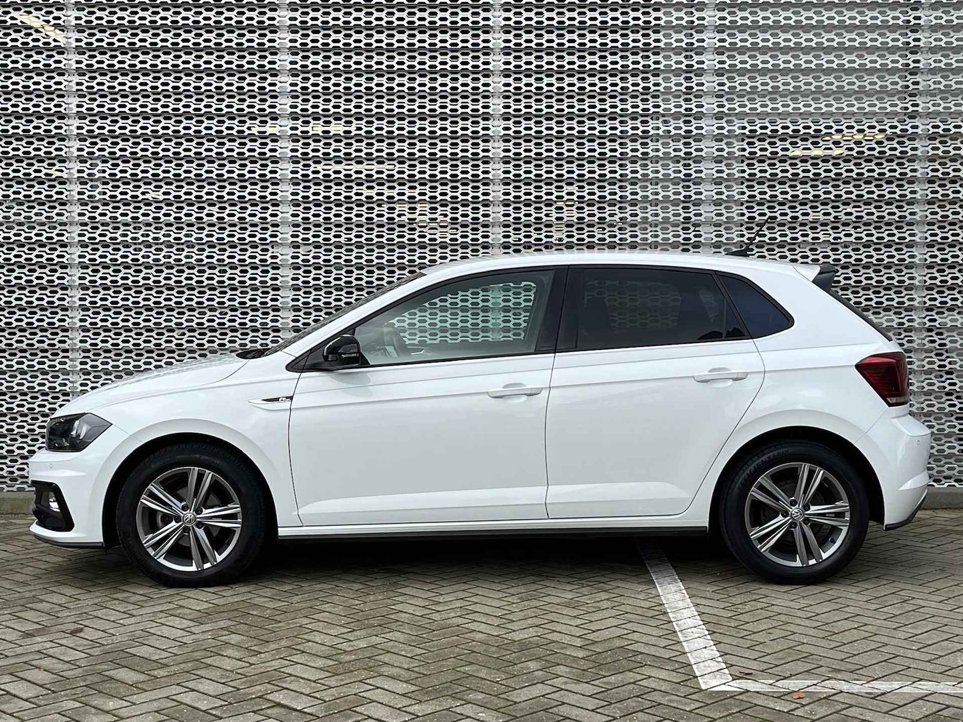 Volkswagen Polo 1.0 TSI Highline Business R / R-Line Exterieur / Digitale Cockpit / Alarmsysteem / 16" LMV ** - 6/23