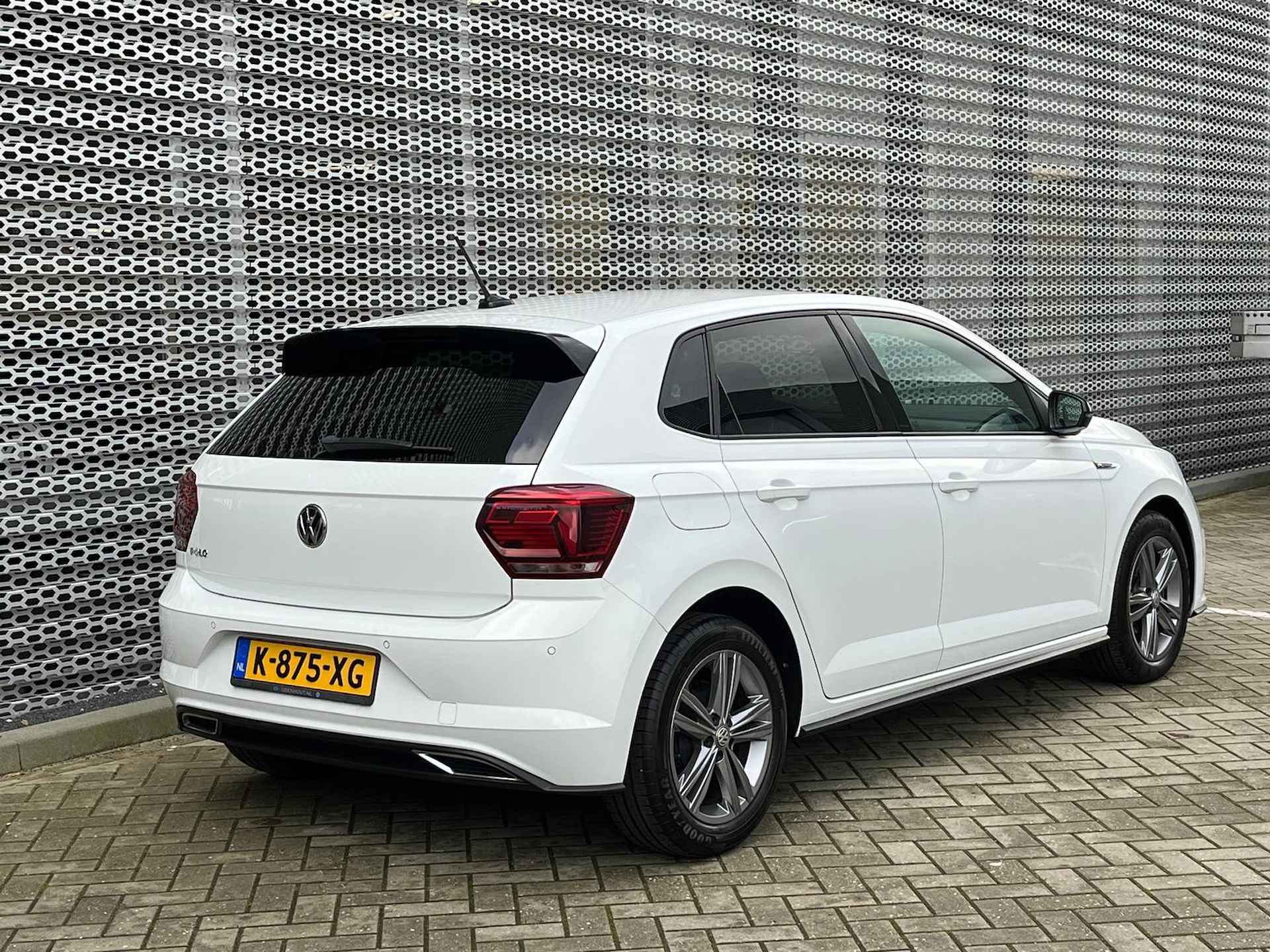 Volkswagen Polo 1.0 TSI Highline Business R / R-Line Exterieur / Digitale Cockpit / Alarmsysteem / 16" LMV ** - 21/23