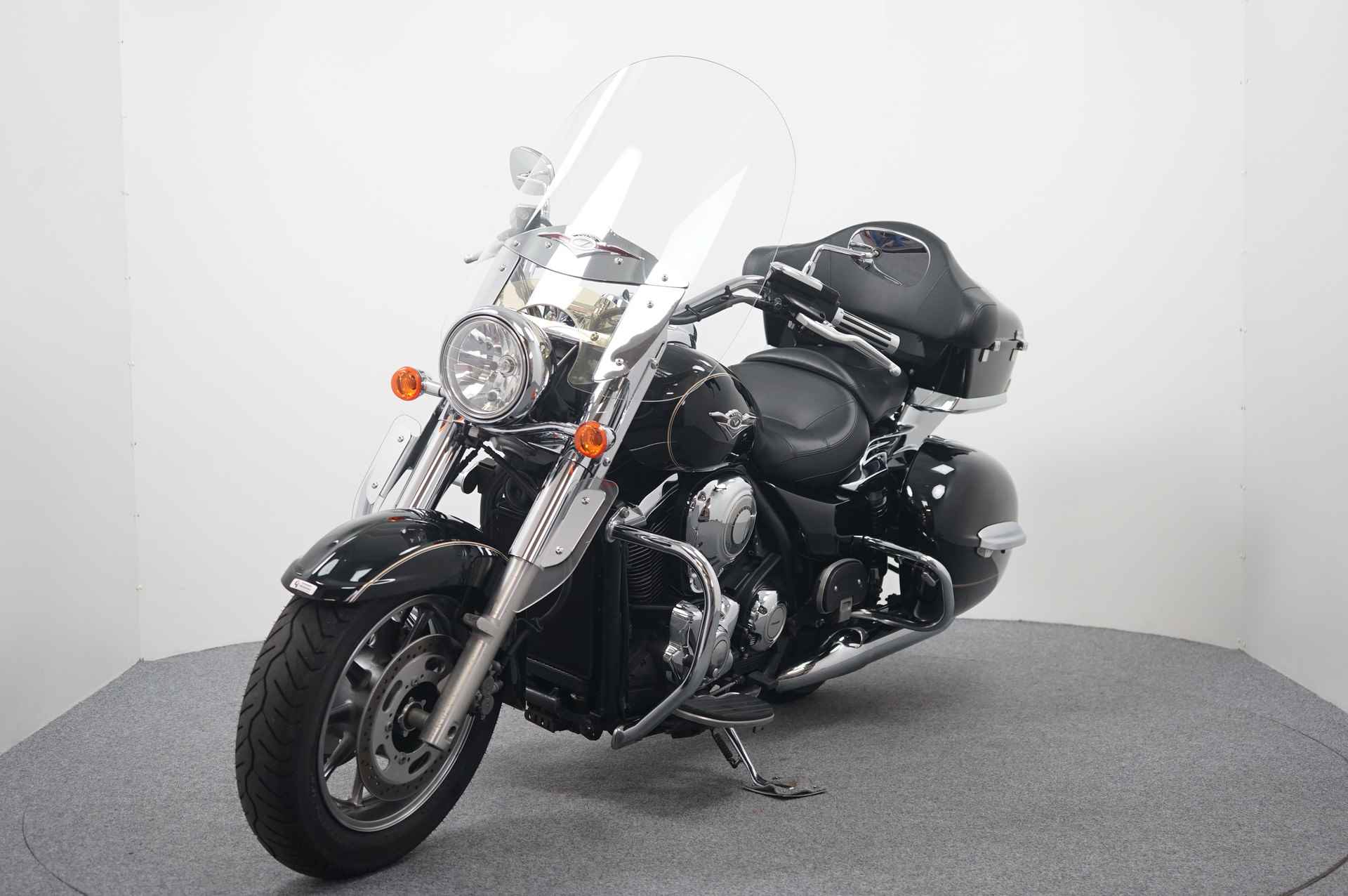 Kawasaki VN 1700 CLASSIC GERESERVEERD T/M/ 16-11 TI - 4/11