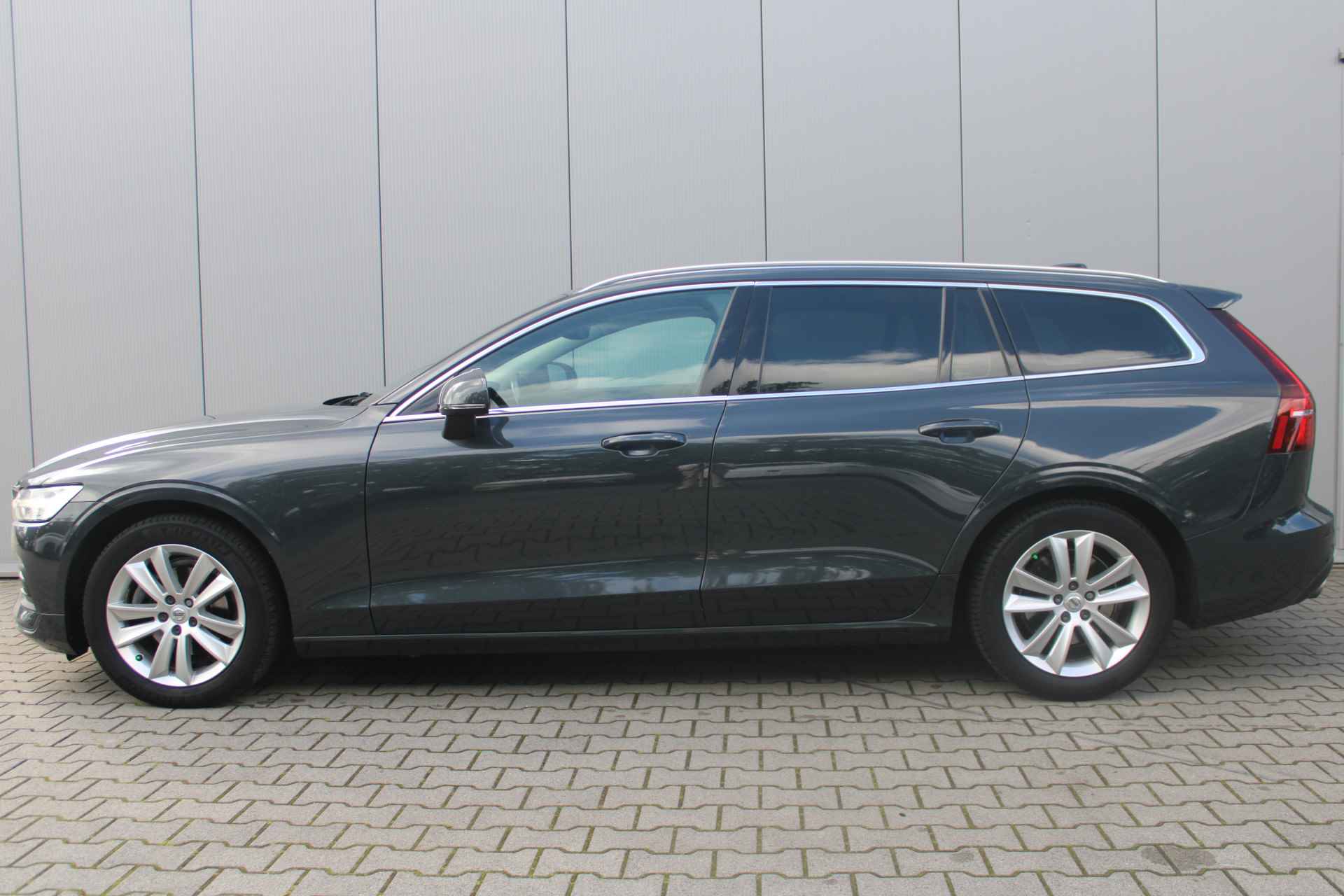 Volvo V60 D4 Automaat Momentum Pro - 5/29