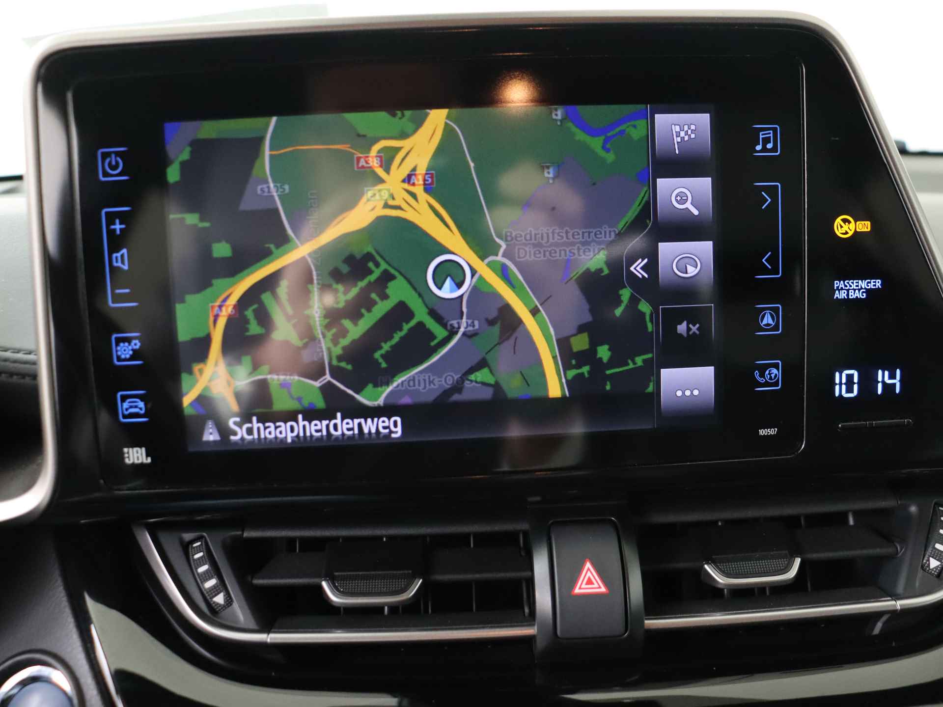 Toyota C-HR 1.8 Hybrid Adventure I Navigatie I Climate Control I Cruise Control I Camera I LM Velgen I USB I 1e Eigenaar I Volledig LOUWMAN Onderhouden I Lederen Bekleding I - 10/49