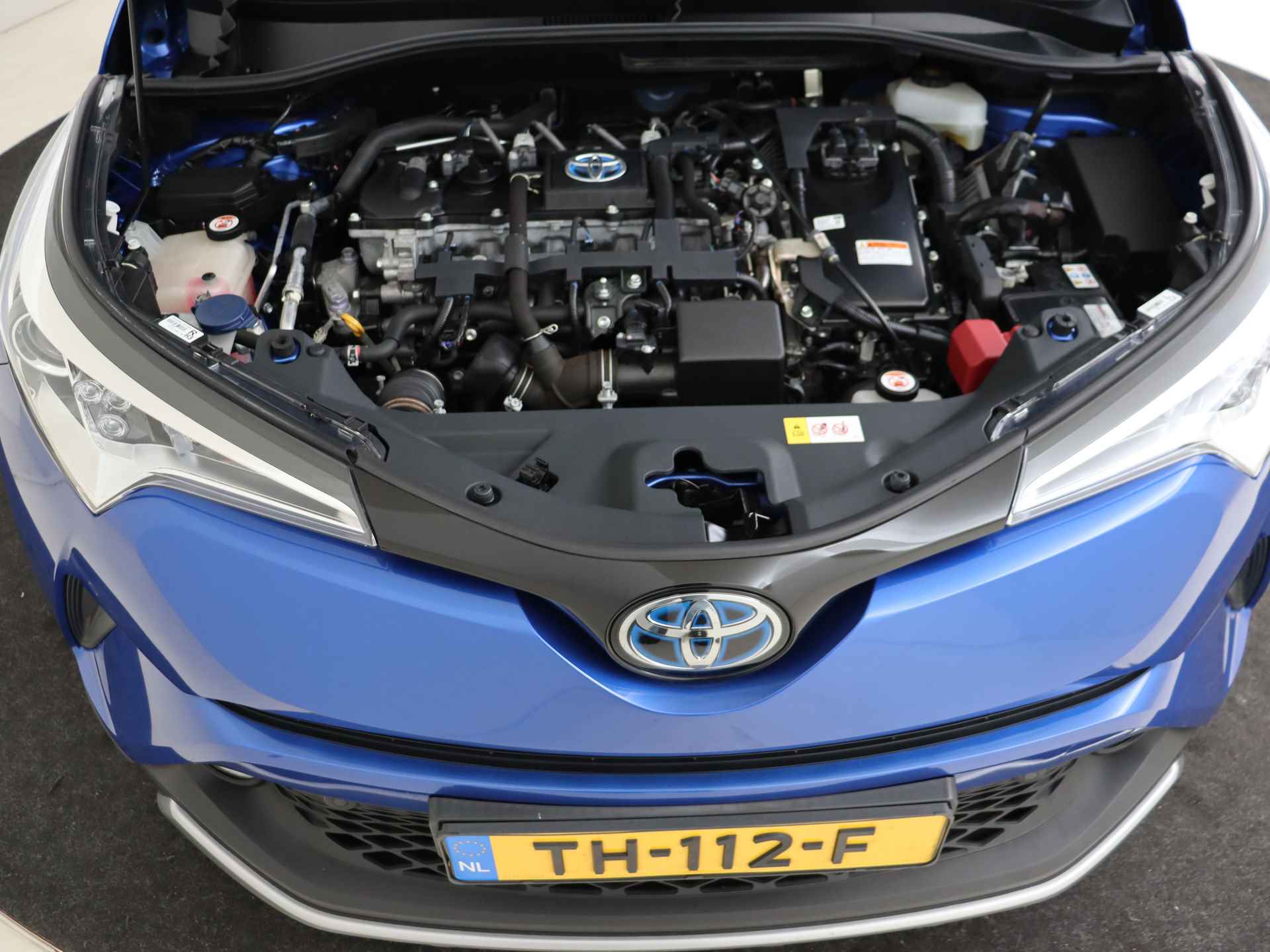 Toyota C-HR 1.8 Hybrid Adventure I Navigatie I Climate Control I Cruise Control I Camera I LM Velgen I USB I 1e Eigenaar I Volledig LOUWMAN Onderhouden I Lederen Bekleding I - 40/49