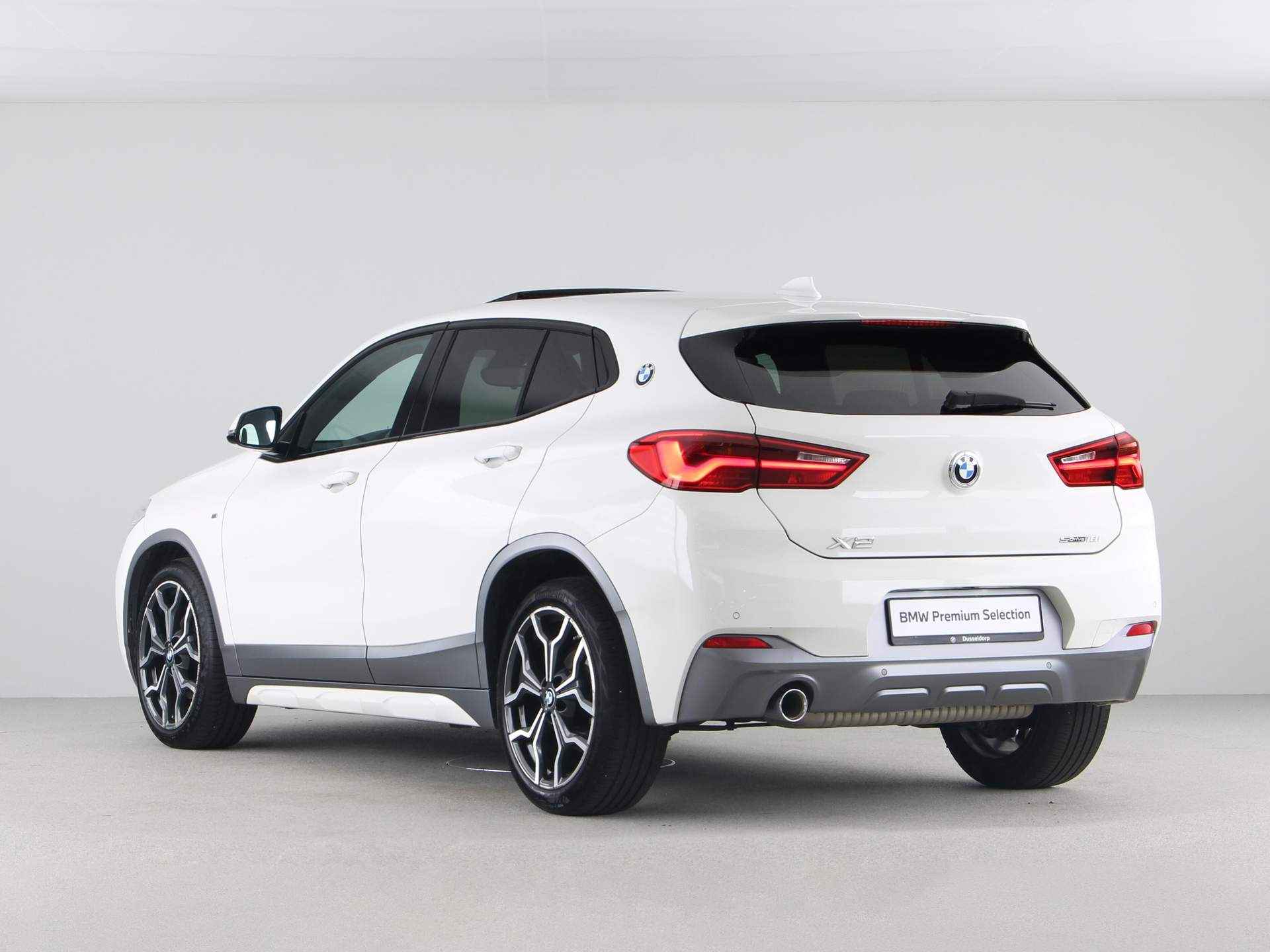 BMW X2 sDrive18i High Executive M-Sport - 12/25