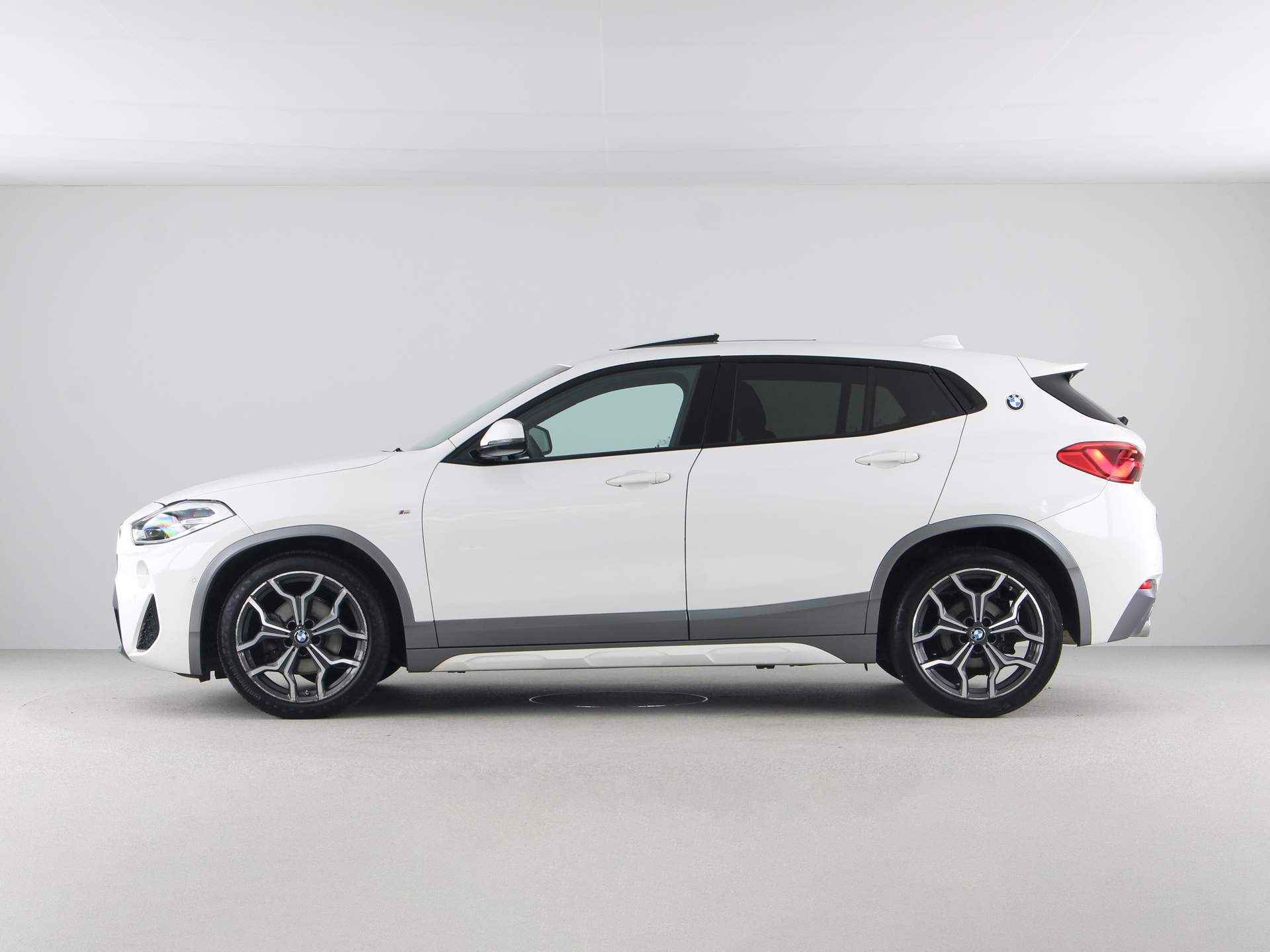 BMW X2 sDrive18i High Executive M-Sport - 13/25