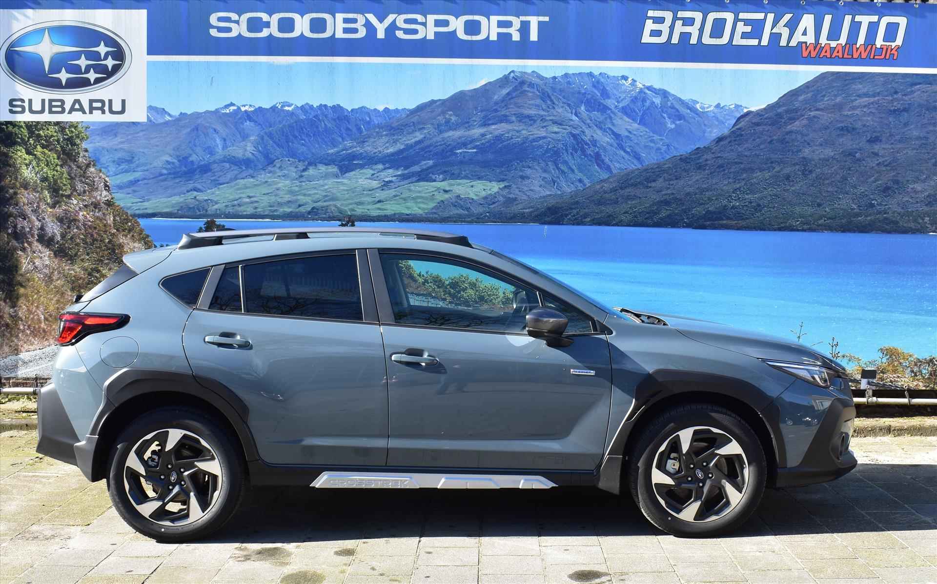 Subaru Crosstrek 2.0 e-boxer Premium - 32/46