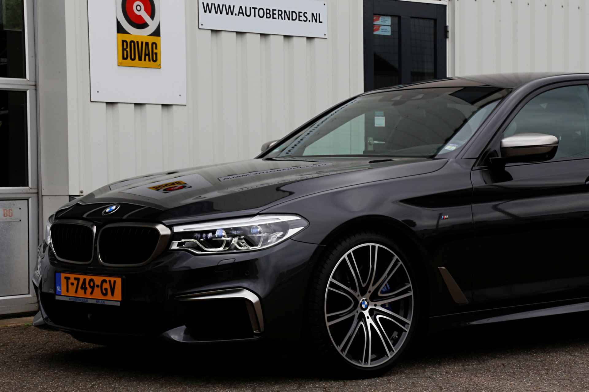 BMW 5 Serie M550i V8 462PK xDrive High Executive*Perfect BMW Onderh.*Bowers&Wilkins Diamond/Co-Pilot Pack/Softclose/Nachtzicht/Head-Up/Apple - 66/78