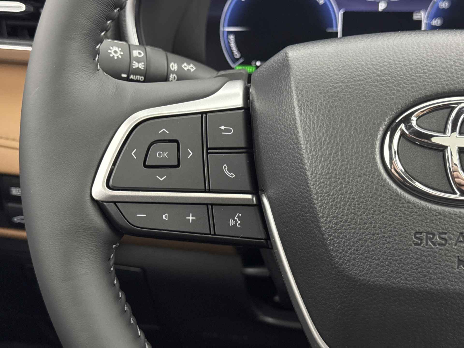 Toyota highlander 2.5 AWD Hybrid Premium | Panoramische schuif/kanteldak | JBL Audio | Stoelventilatie | - 17/38