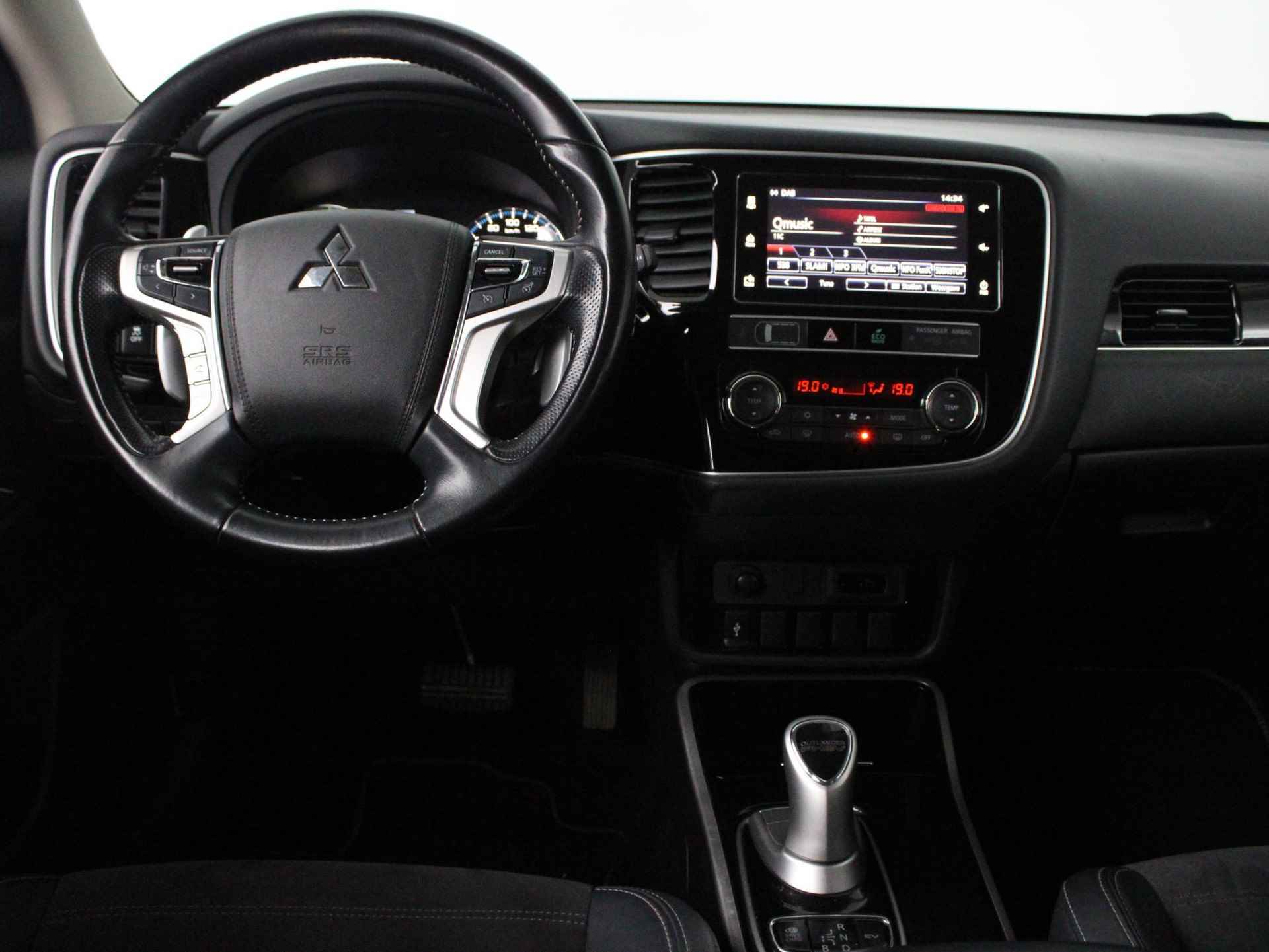 Mitsubishi Outlander 2.4 PHEV Intense | Led | Navigatie | Camera | - 41/48