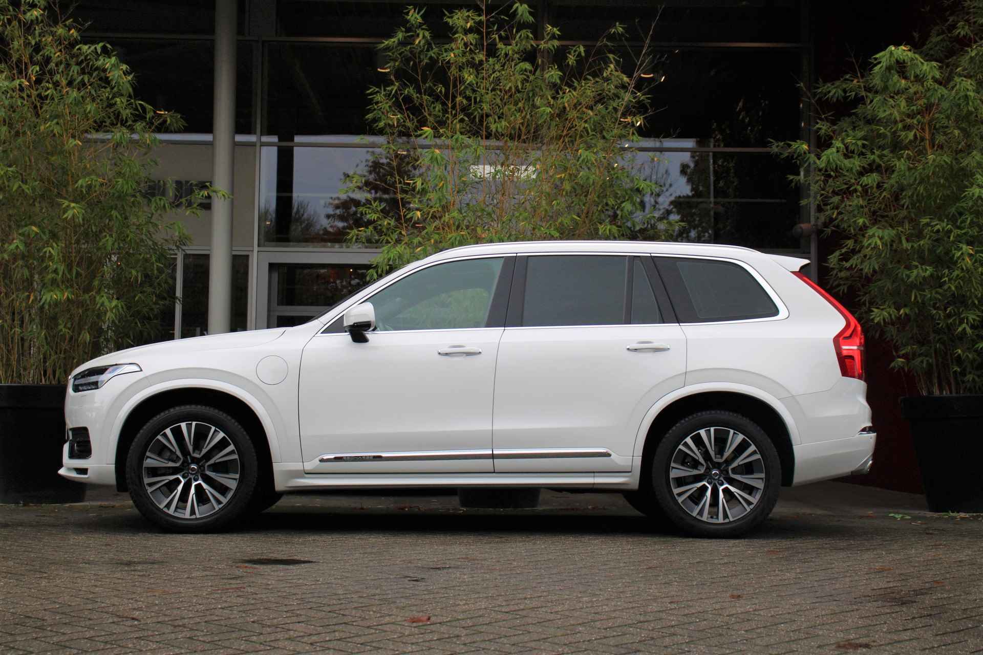 Volvo XC90 T8 Recharge AWD Inscription Exclusive | Luchtvering | Massage | Stoelventilatie | Trekhaak | 360 Camera | Adaptive Cruise | Schu - 5/30