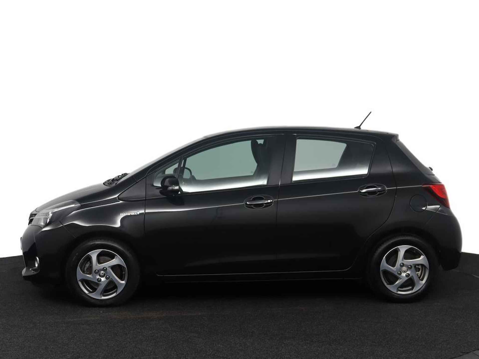 Toyota Yaris 1.5 Hybrid Lease | Navigatie | Cruise control | Parkeerhulp camera | - 3/54