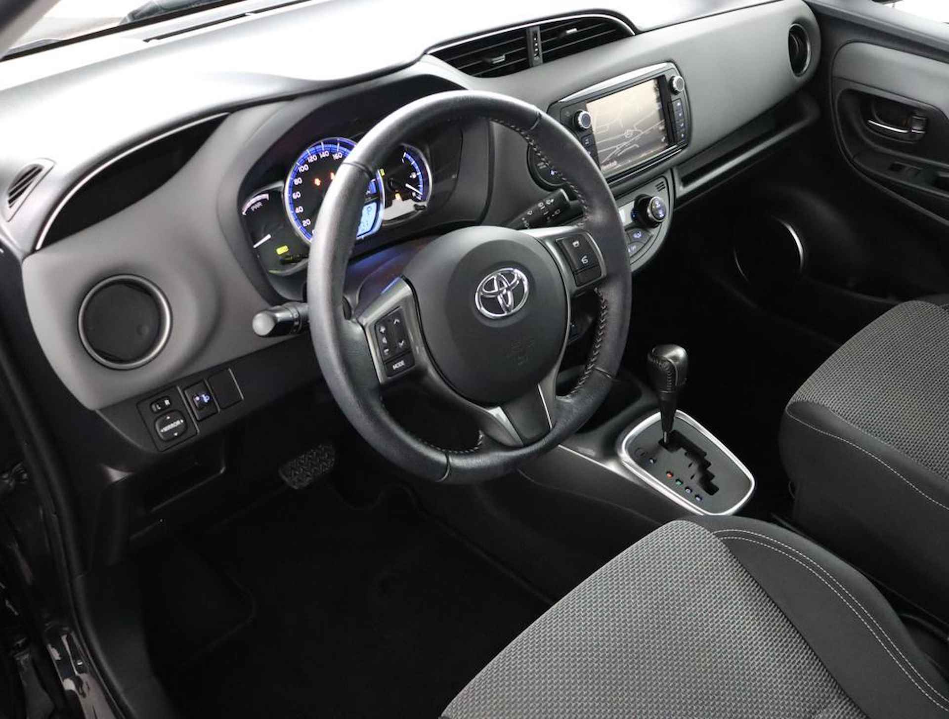 Toyota Yaris 1.5 Hybrid Lease | Navigatie | Cruise control | Parkeerhulp camera | - 45/54