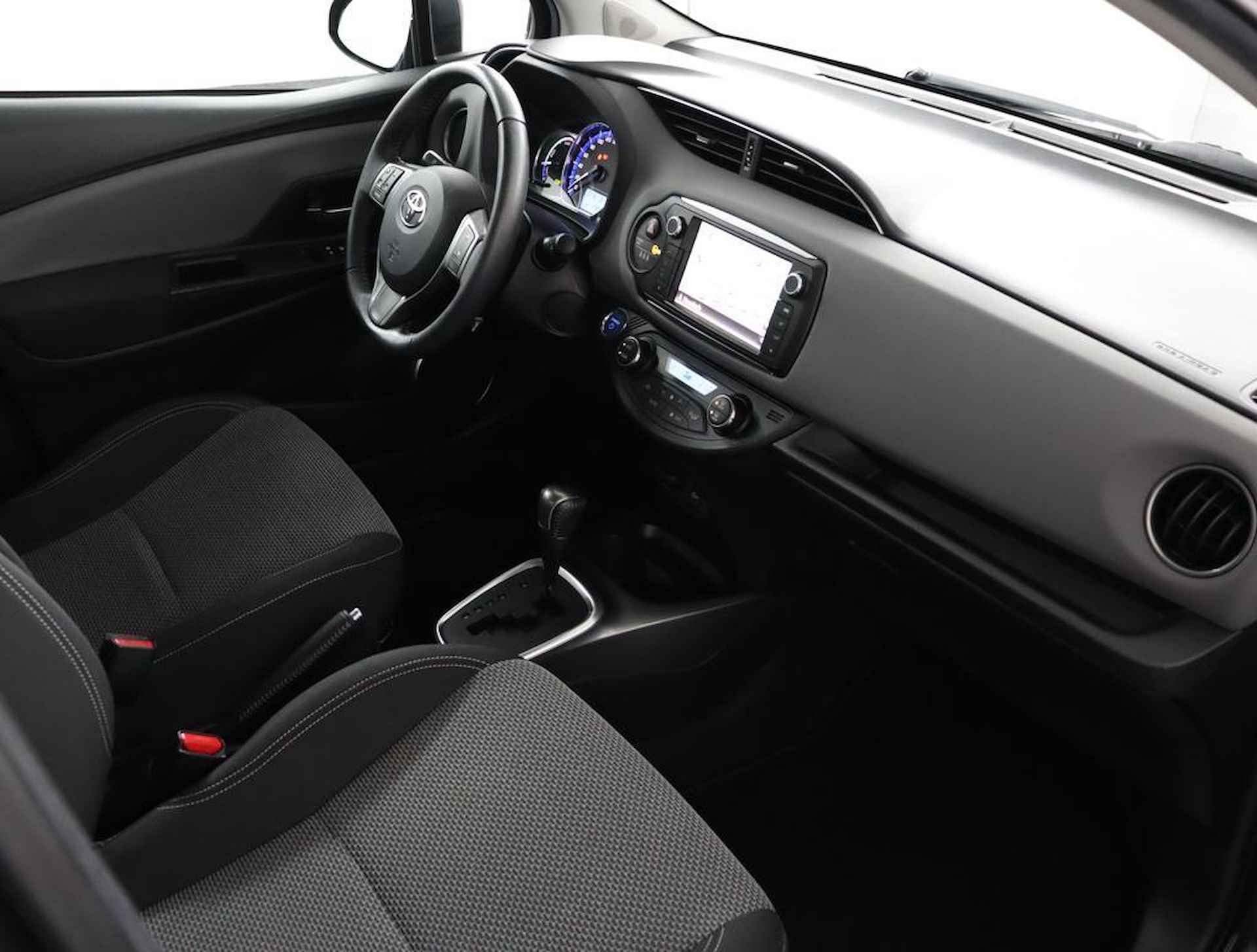 Toyota Yaris 1.5 Hybrid Lease | Navigatie | Cruise control | Parkeerhulp camera | - 47/54