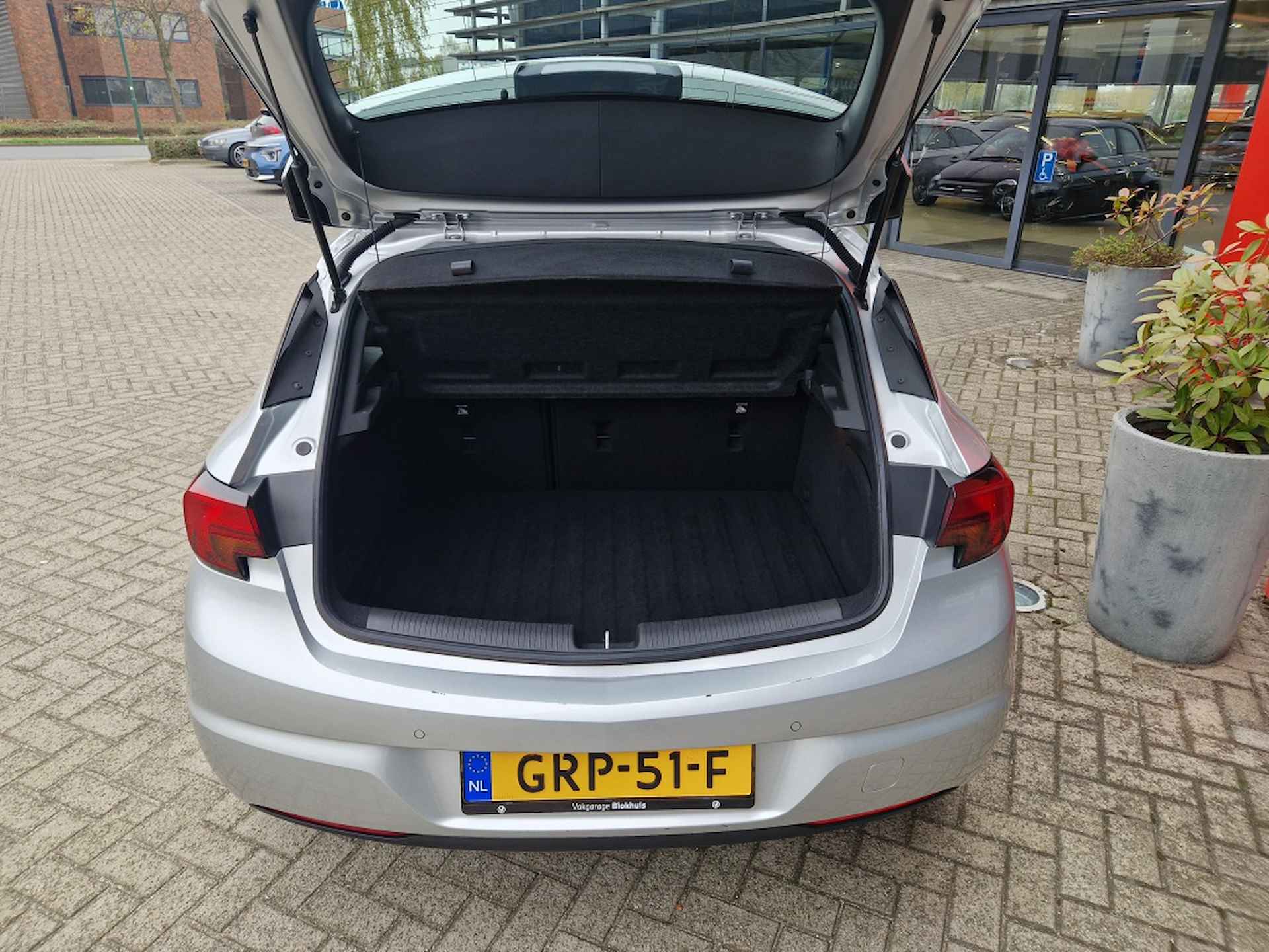 Opel Astra 1.2 Edition | Navi | Cruise | Climate | PDC - 10/25