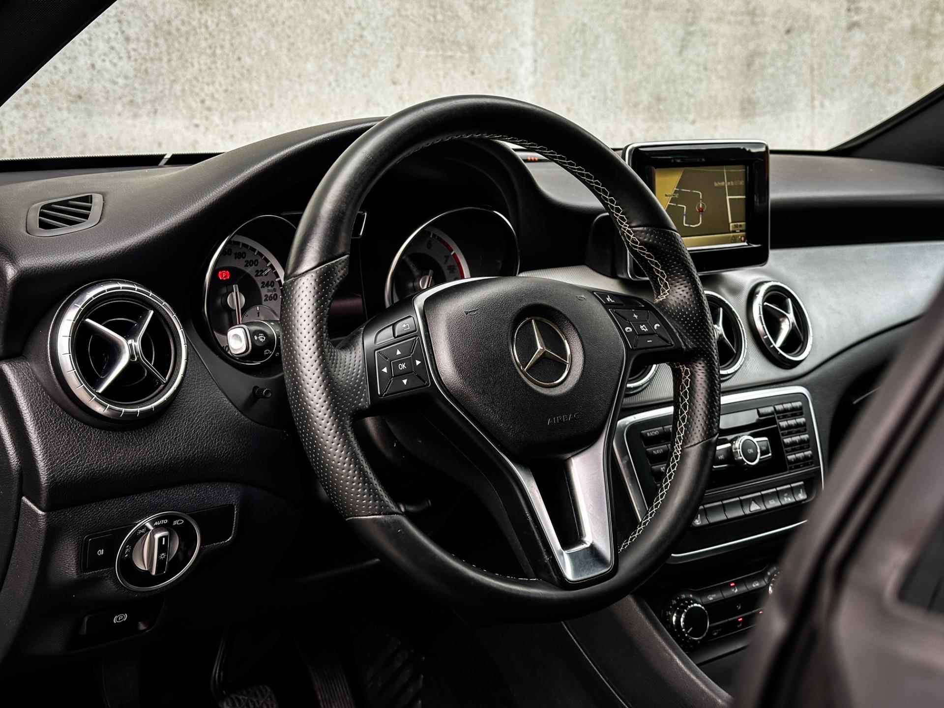 Mercedes-Benz CLA-klasse 180 Prestige | nieuwe LM velgen | Clima | Navi | Metalic | PDC | Xenon | H.Leder | - 23/49