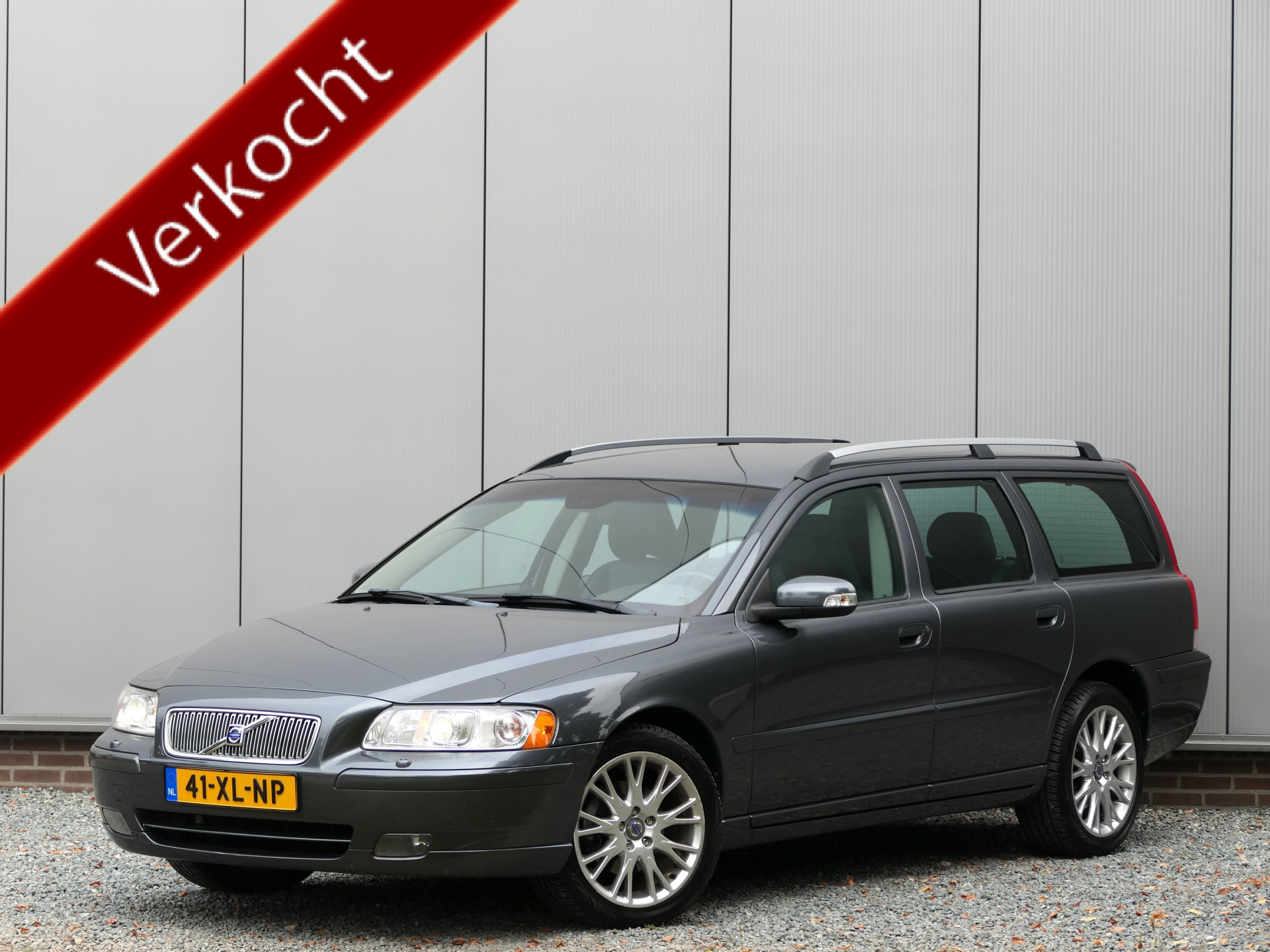 Volvo V70 2.4 Edition Sport Xenon / Leer / Trekhaak / Cruise control