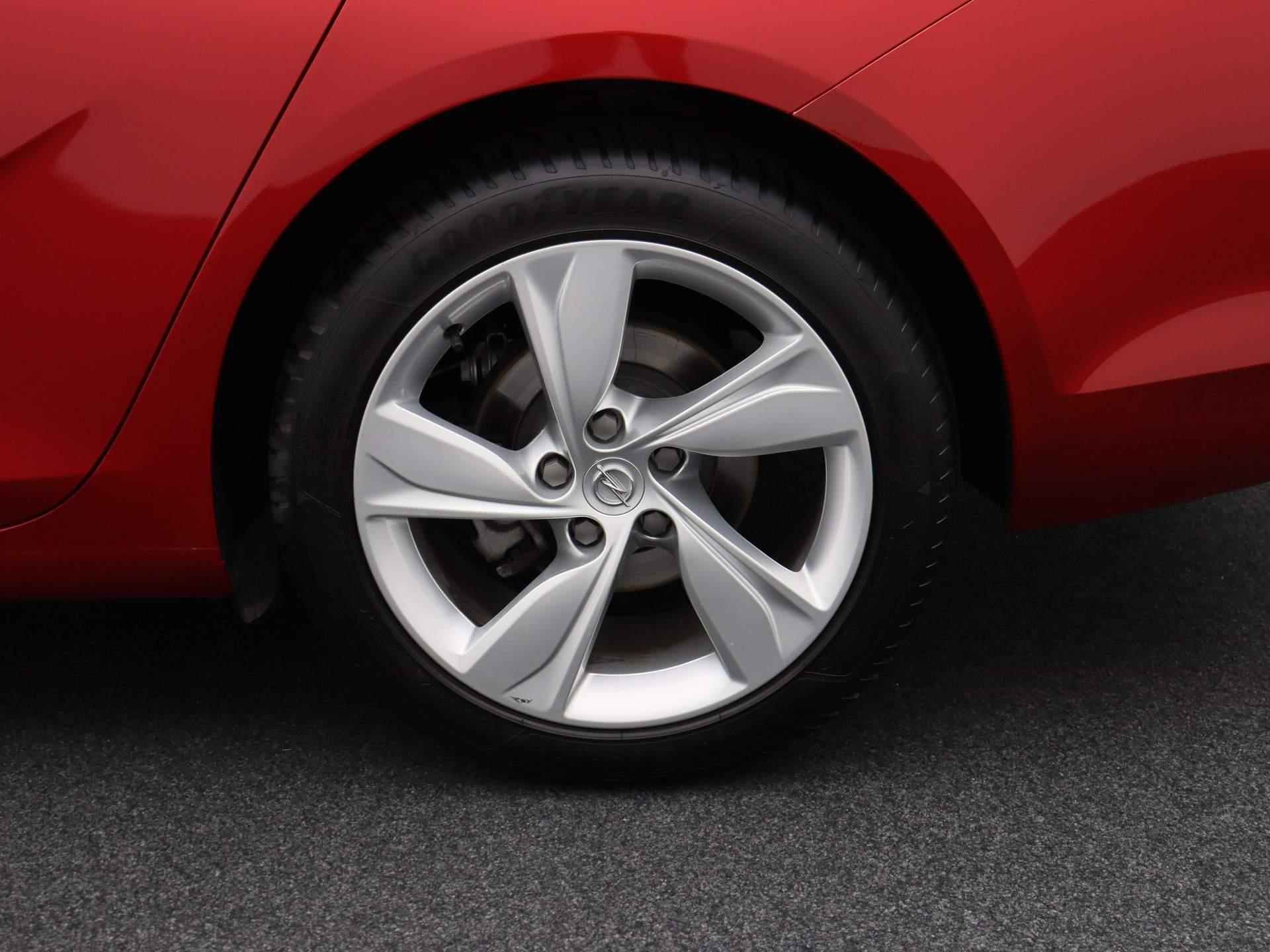 Opel Insignia Grand Sport 1.5 CDTI Business Elegance | HALF LEDER | APPLE CARPLAY | LANE ASSIST | CLIMATE CONTROL | ACHTERUITRIJCAMERA | CRUISE CONTROL | - 15/34