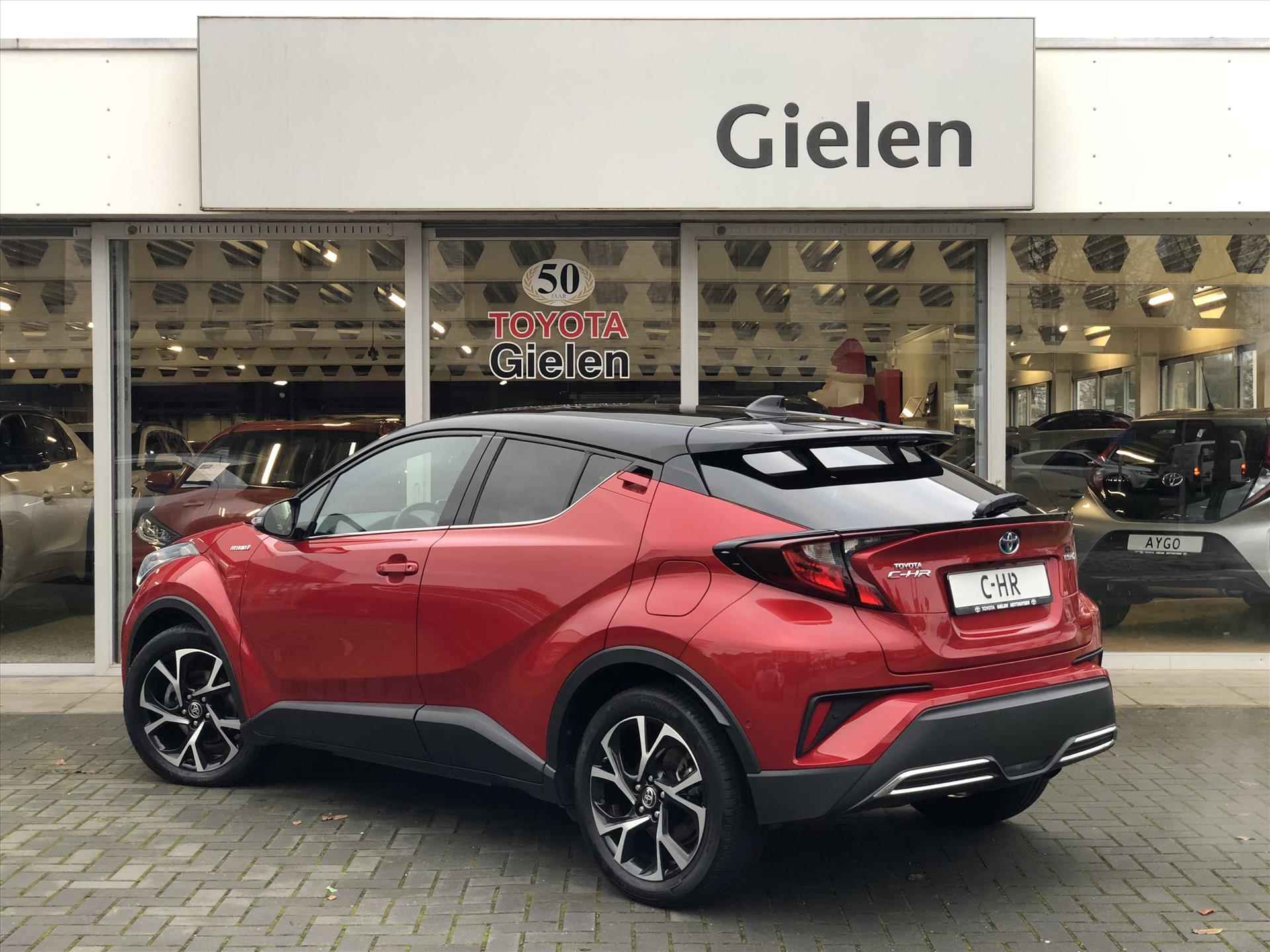 Toyota C-Hr 2.0 Hybrid 184pk Style Bi-Tone | Dodehoekherkenning, Stoel + Stuurverwarming, Keyless, CarPlay, Parkeersensoren - 41/41