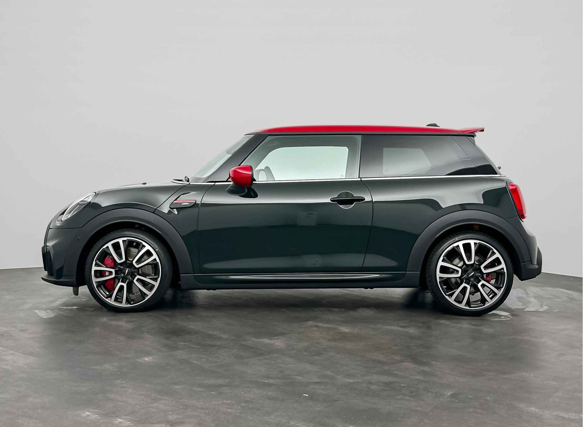 MINI 3-deurs 2.0 John Cooper Works JCW | Panoramadak | Comfort Acces | Visibility Pack | Alarm | Harman Kardon | Camera  | Park Assistant - 8/24