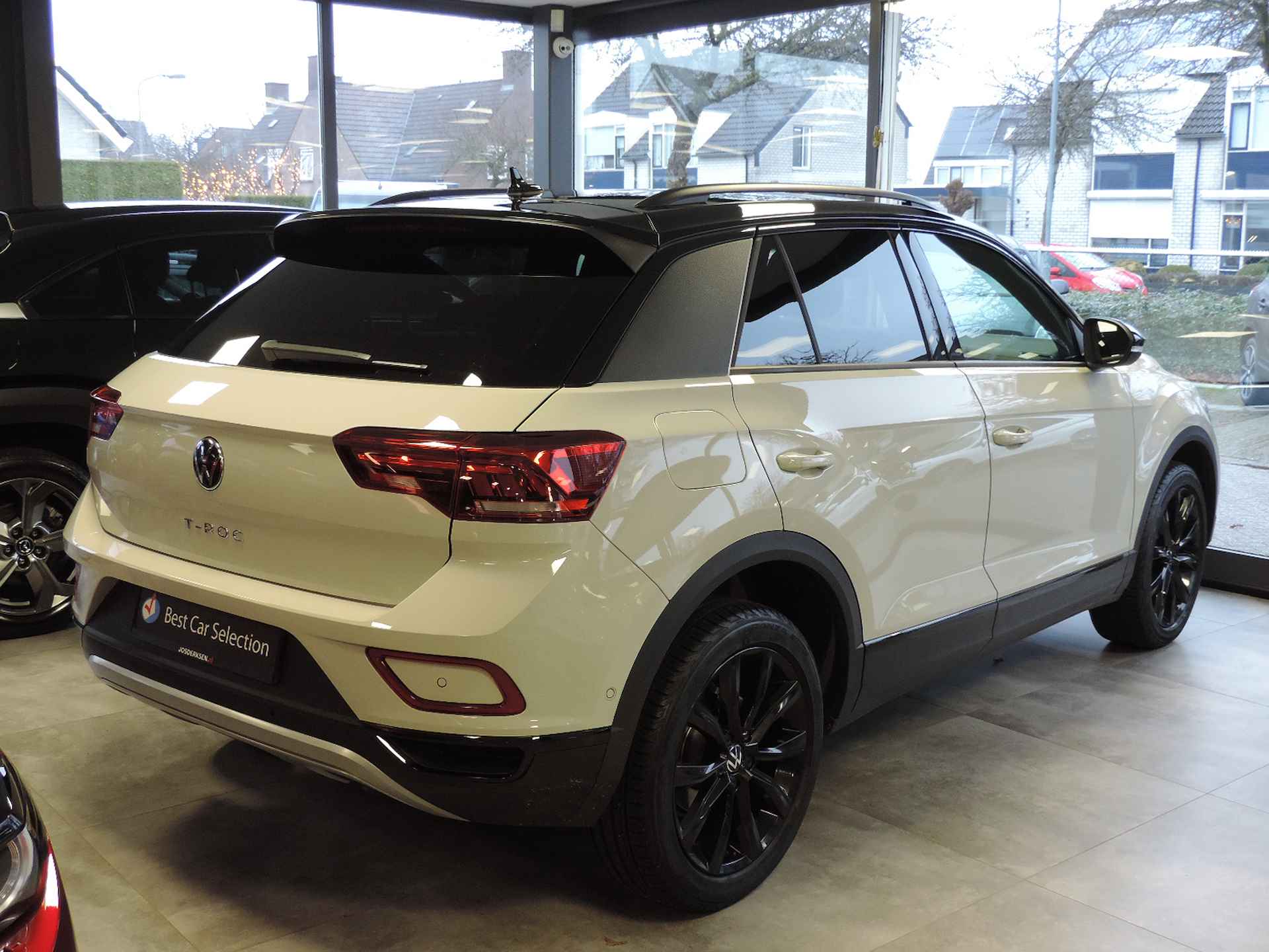 Volkswagen T-Roc 1.5 TSI Black Style DSG - Camera | ACC | Matrix LED | CarPlay | Park Assist | Elek. klep - 3/36