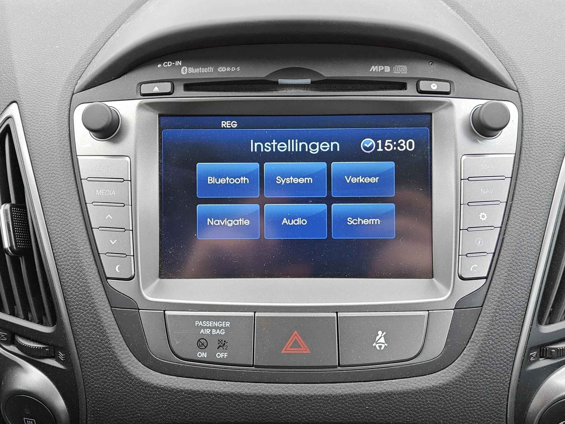 Hyundai ix35 2.0i i-Vision | navigatie | trekhaak | 1900KG trekgewicht - 13/26