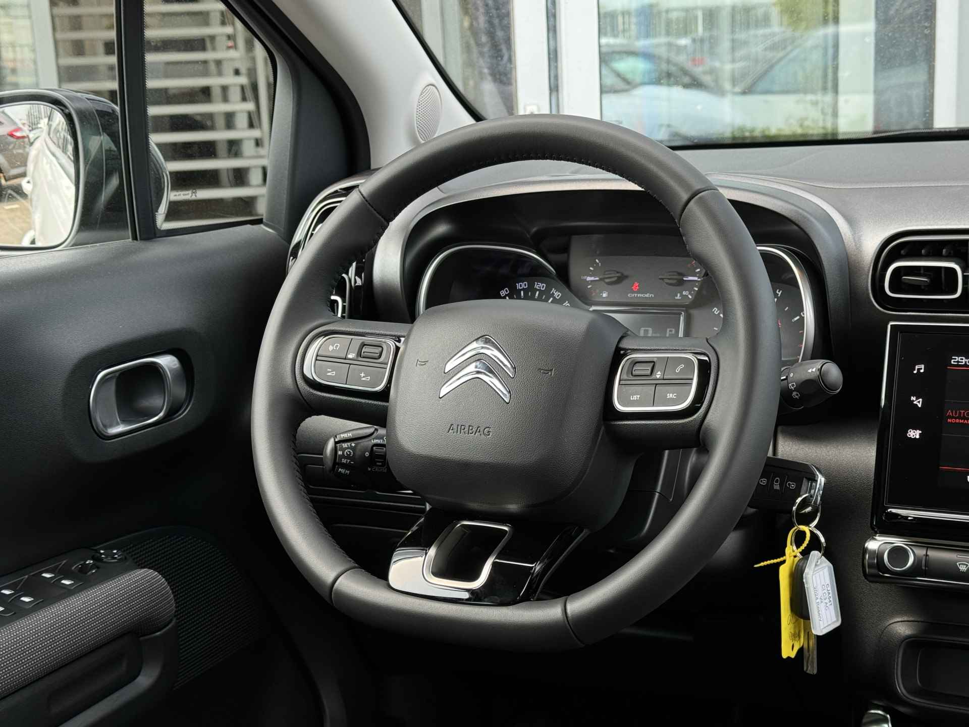 Citroën C3 Aircross 1.2 130PK Shine | Automaat | Stoelverwarming | Sensoren achter | Climate Control | Carplay - 29/35