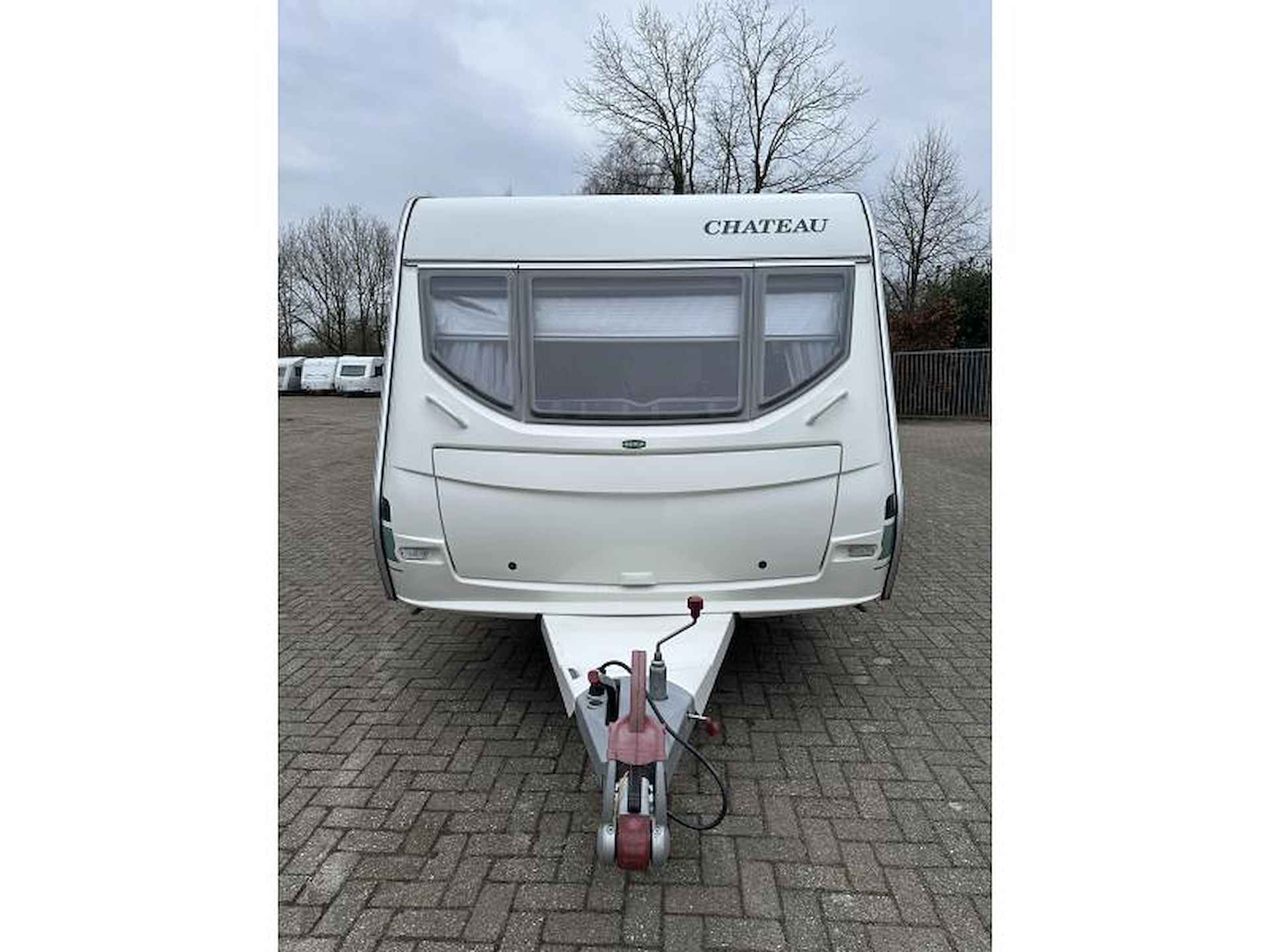 Chateau Calista 450 FHU vast bed en mover - 4/25