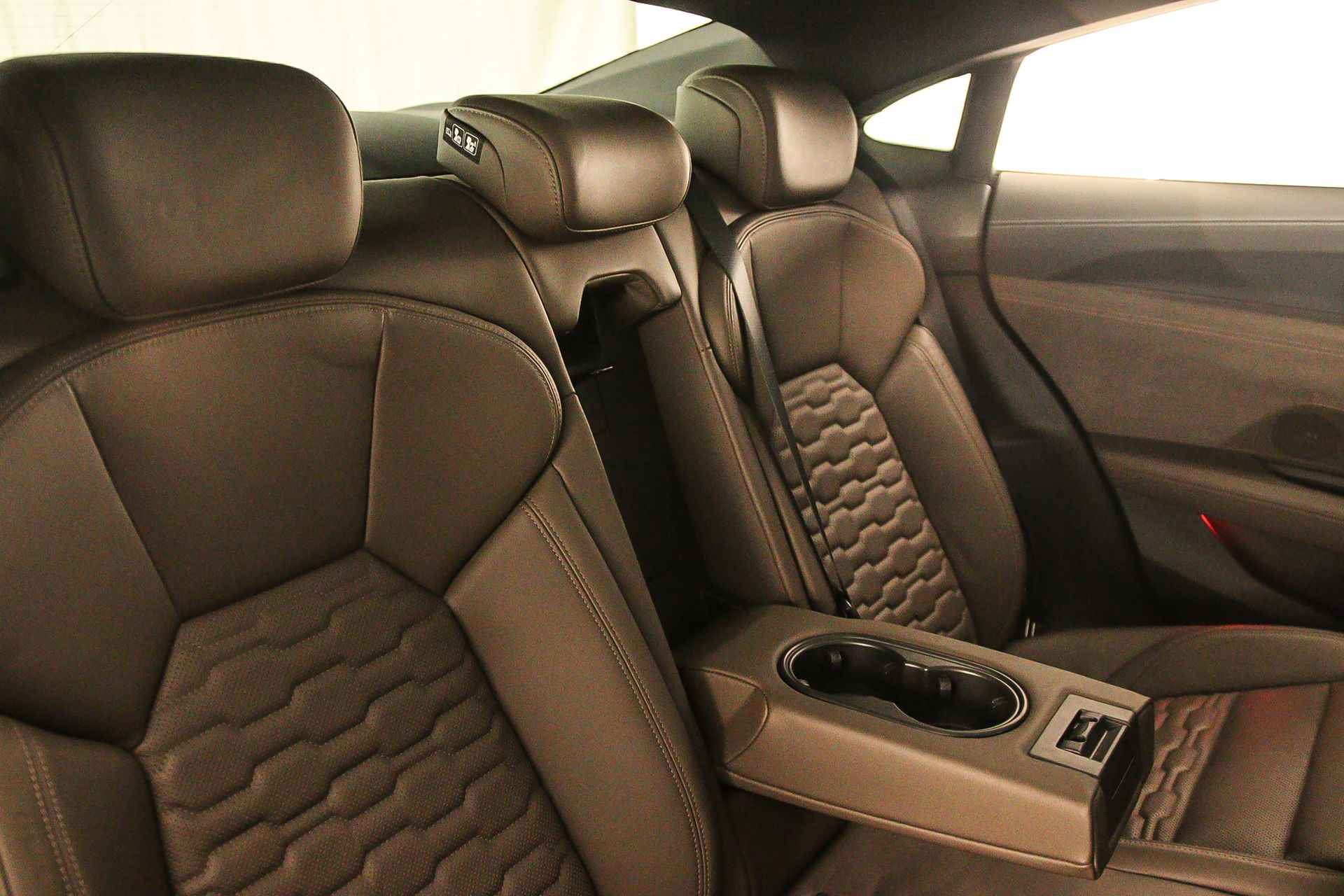 Audi e-tron GT 93 kWh 476pk Quattro | B&O | Matrix-Laser | Leder | 360cam | 21 inch | Stoelverwarming/Ventilatie | Parking/Tourpack | Wolraamcarbid Remmen | - 50/165