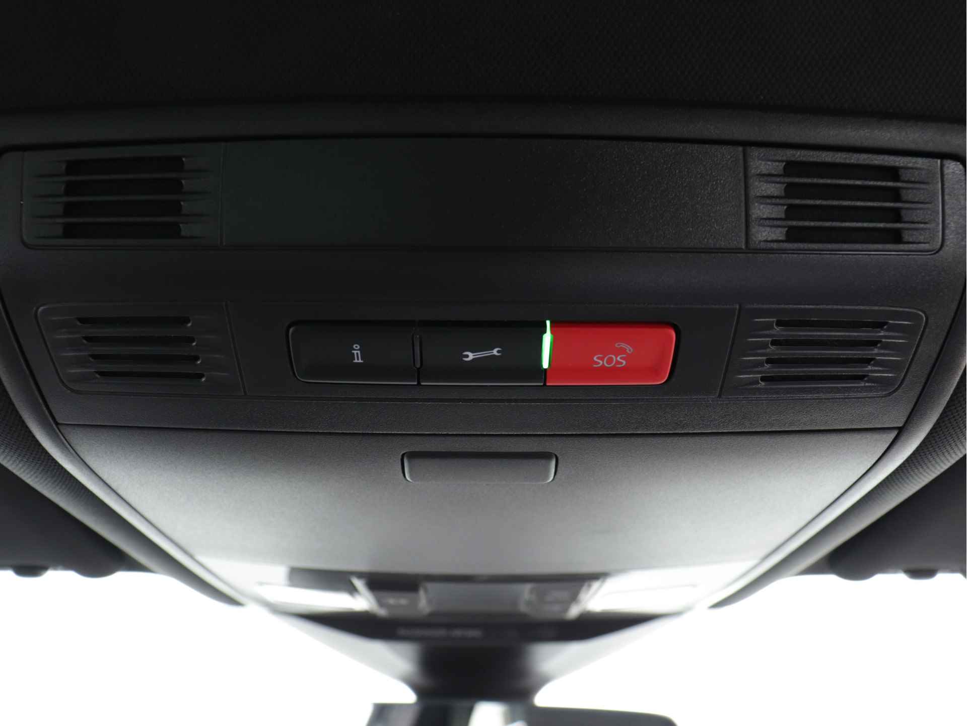 Volkswagen Passat Variant 1.5 TSI R-Line 150pk Automaat | Navigatie | Camera | Stoelverwarming V+A | LED Matrix | - 46/56