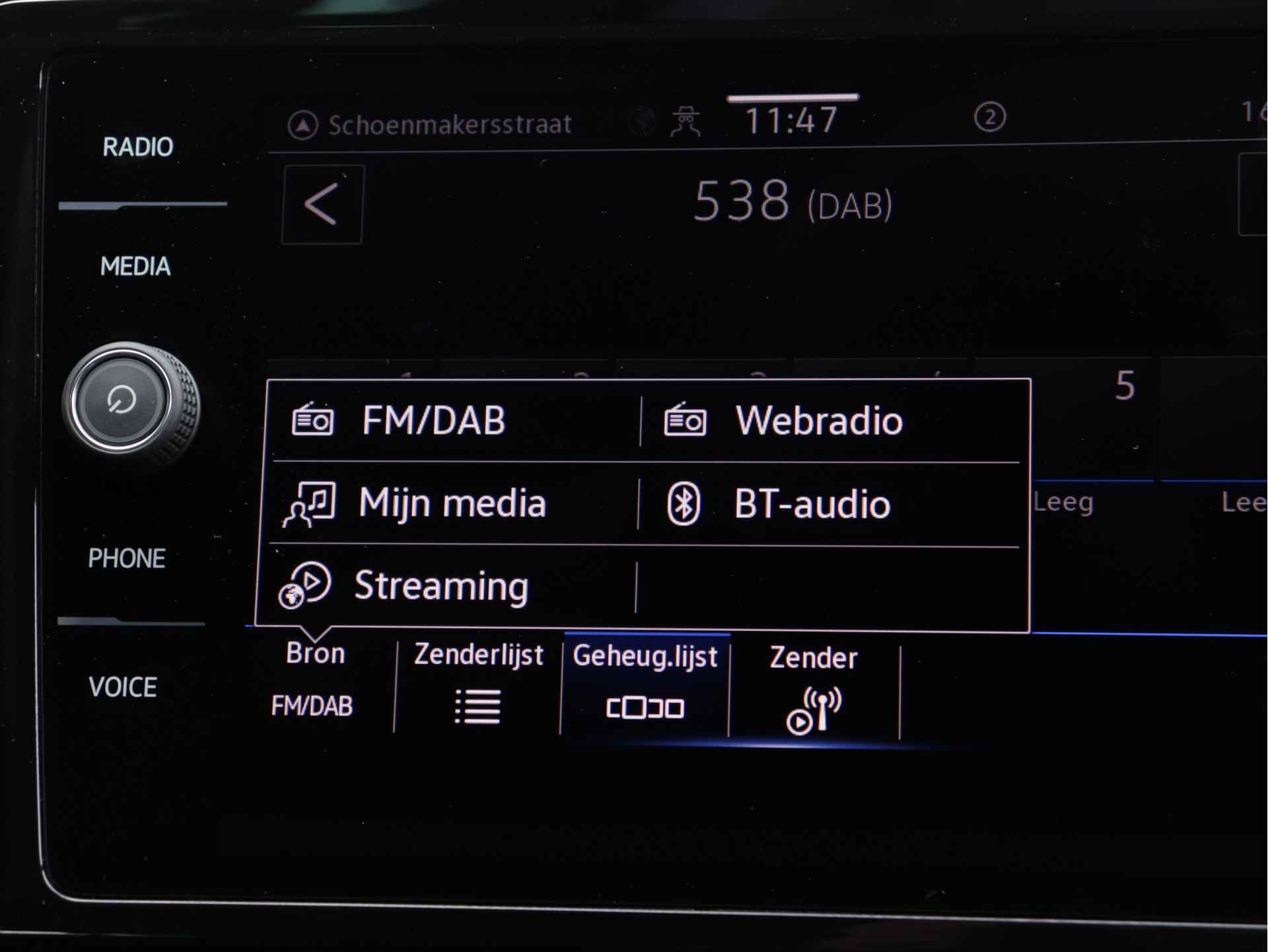 Volkswagen Passat Variant 1.5 TSI R-Line 150pk Automaat | Navigatie | Camera | Stoelverwarming V+A | LED Matrix | - 50/56