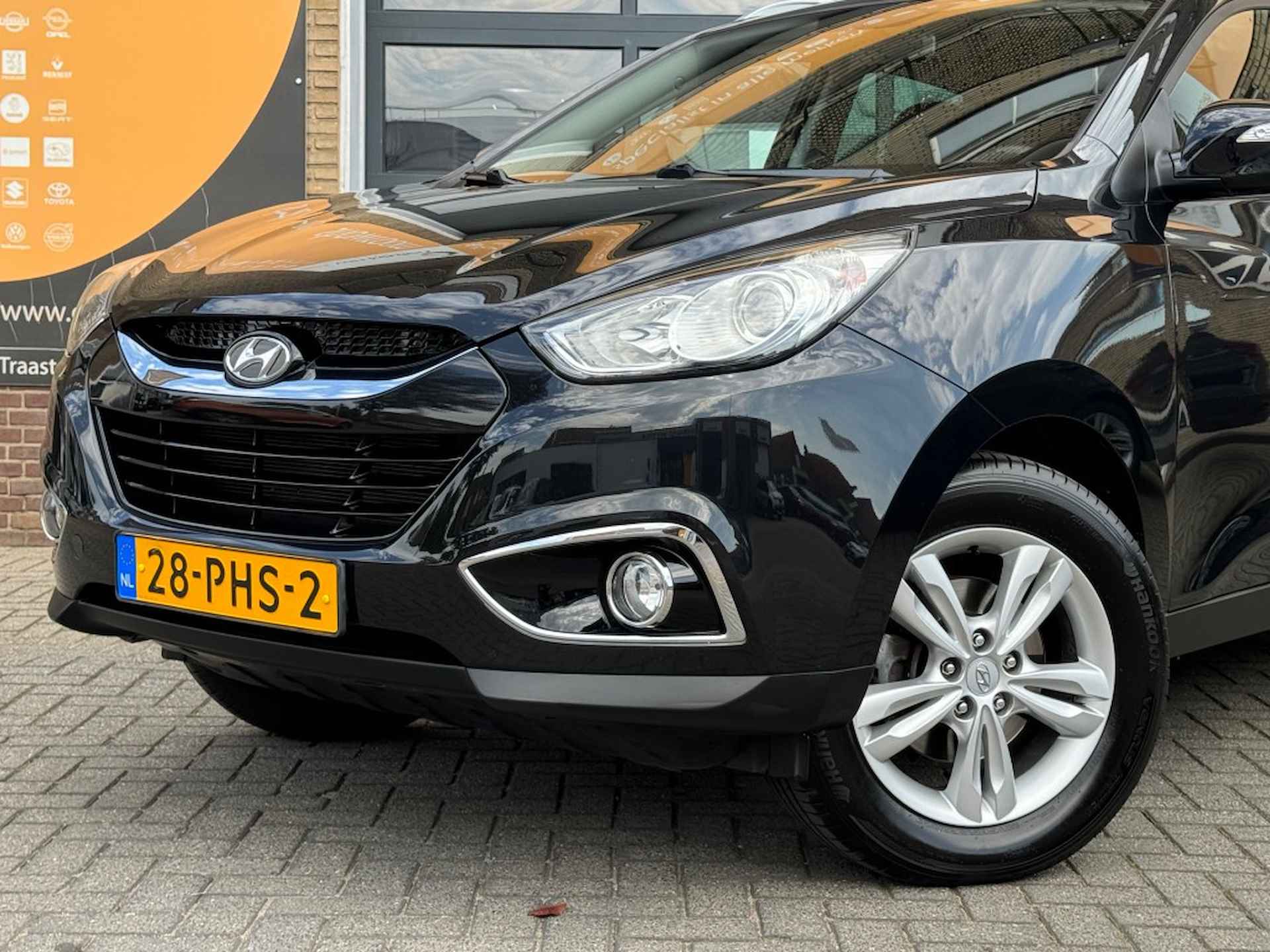 HYUNDAI Ix35 2.0I STYLE HALF LEER/CLIMA/CRUISE/LMV/NL-AUTO/ZEER MOOI! - 6/39