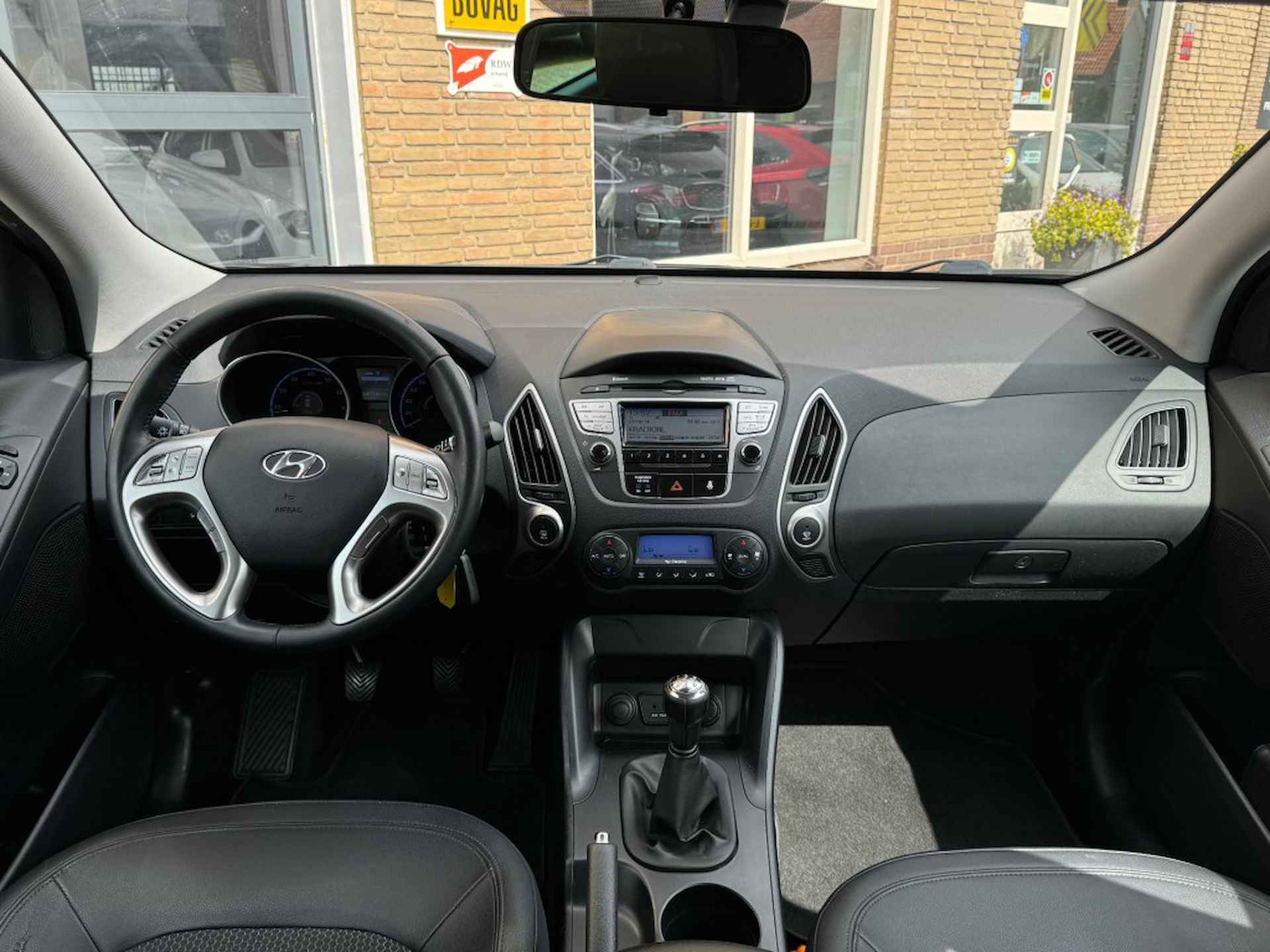 HYUNDAI Ix35 2.0I STYLE HALF LEER/CLIMA/CRUISE/LMV/NL-AUTO/ZEER MOOI! - 16/39