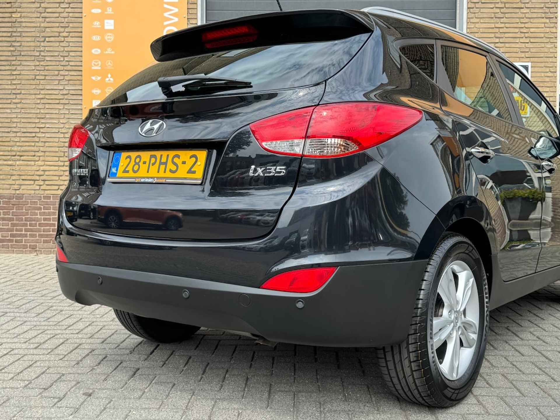 HYUNDAI Ix35 2.0I STYLE HALF LEER/CLIMA/CRUISE/LMV/NL-AUTO/ZEER MOOI! - 19/39