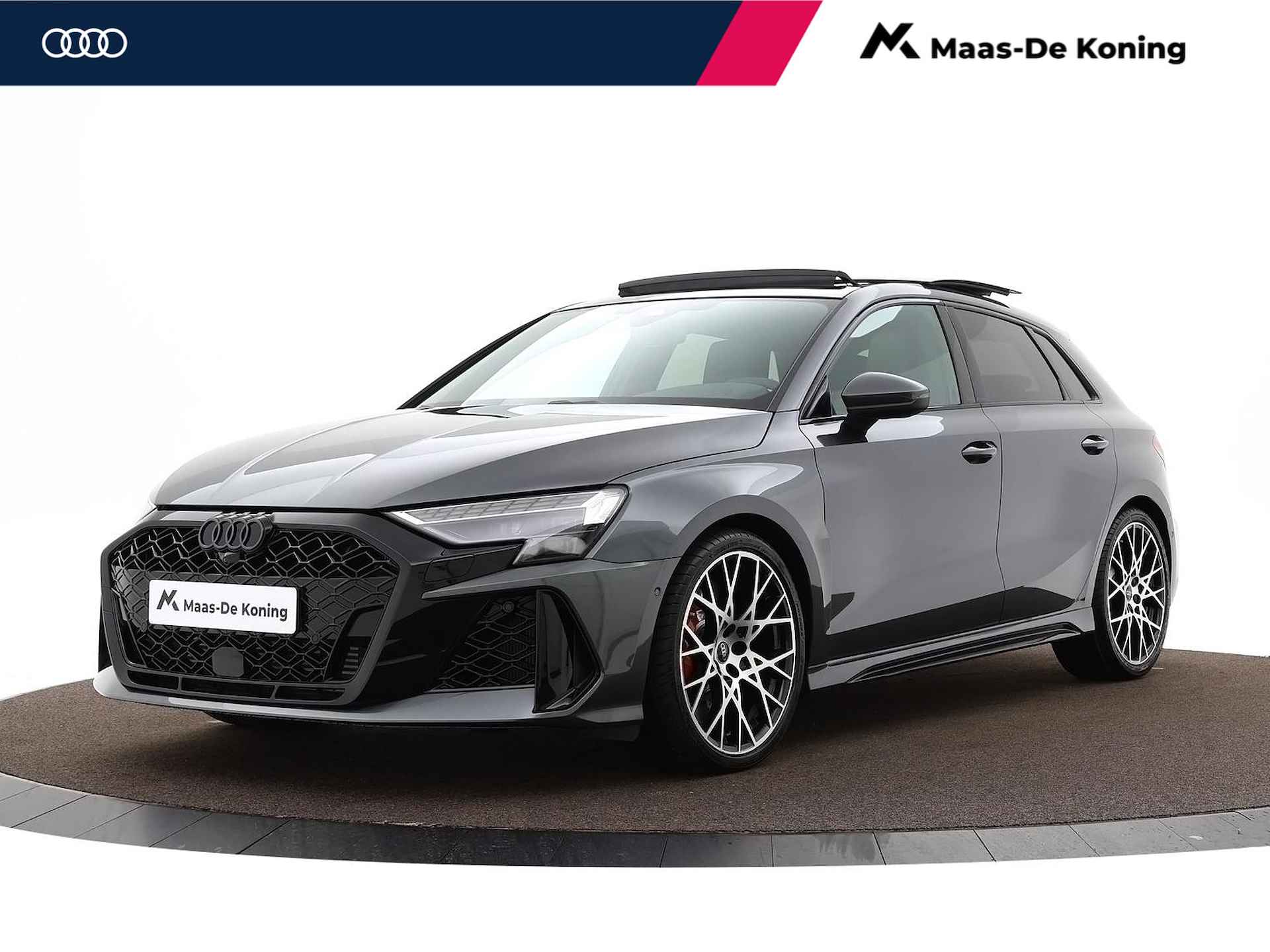 Audi RS3 Sportback RS3 Sportback 2.5 400 PK Audi RS3 Sportback 2.5 400 PK · RS-sportuitlaatsysteem · Glazen Panoramadak · SONOS Premium 3D · Topsnelheid 280 km/h · Adaptief onderstel, Audi Drive Select