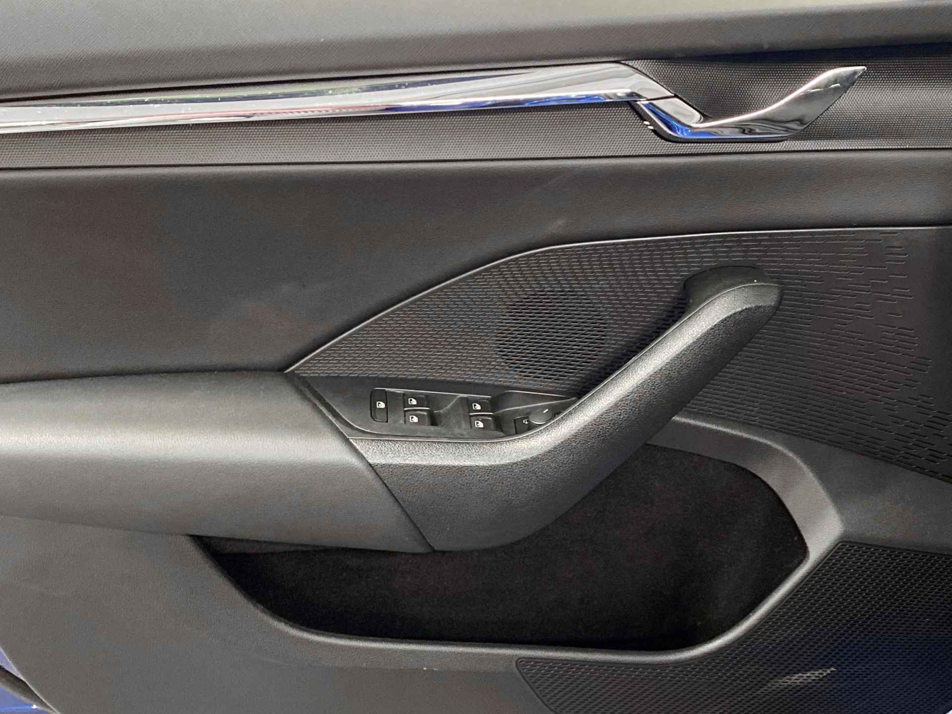 Škoda Octavia Combi 1.0 110pk TSI Style / Parkeersensoren voor & achter / Getinte ramen / Keyless Entry & Start - 26/33