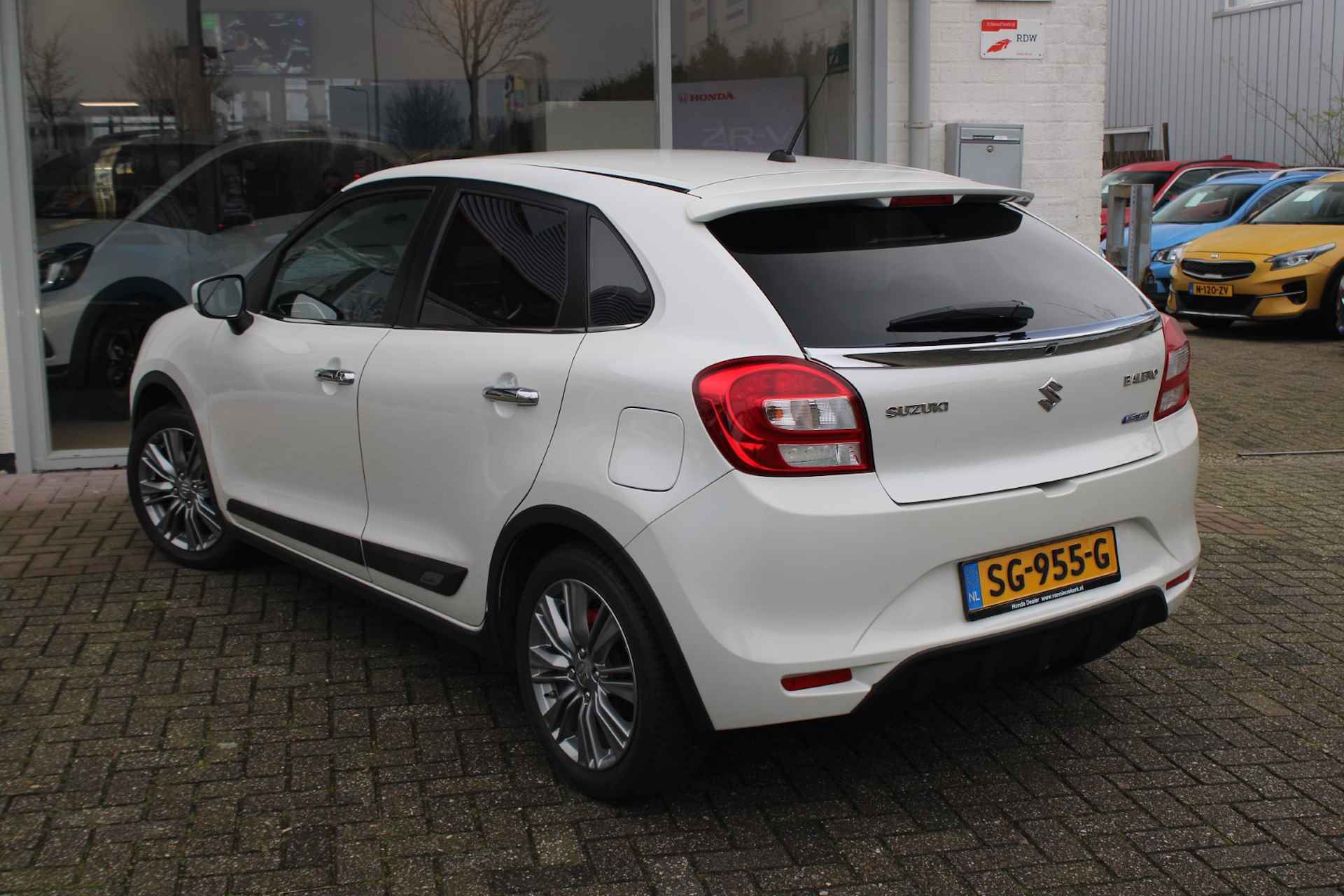 SUZUKI Baleno 1.2 Dualjet 90pk Smart Hybrid High Executive Navigatie Camera Keyless - 14/30