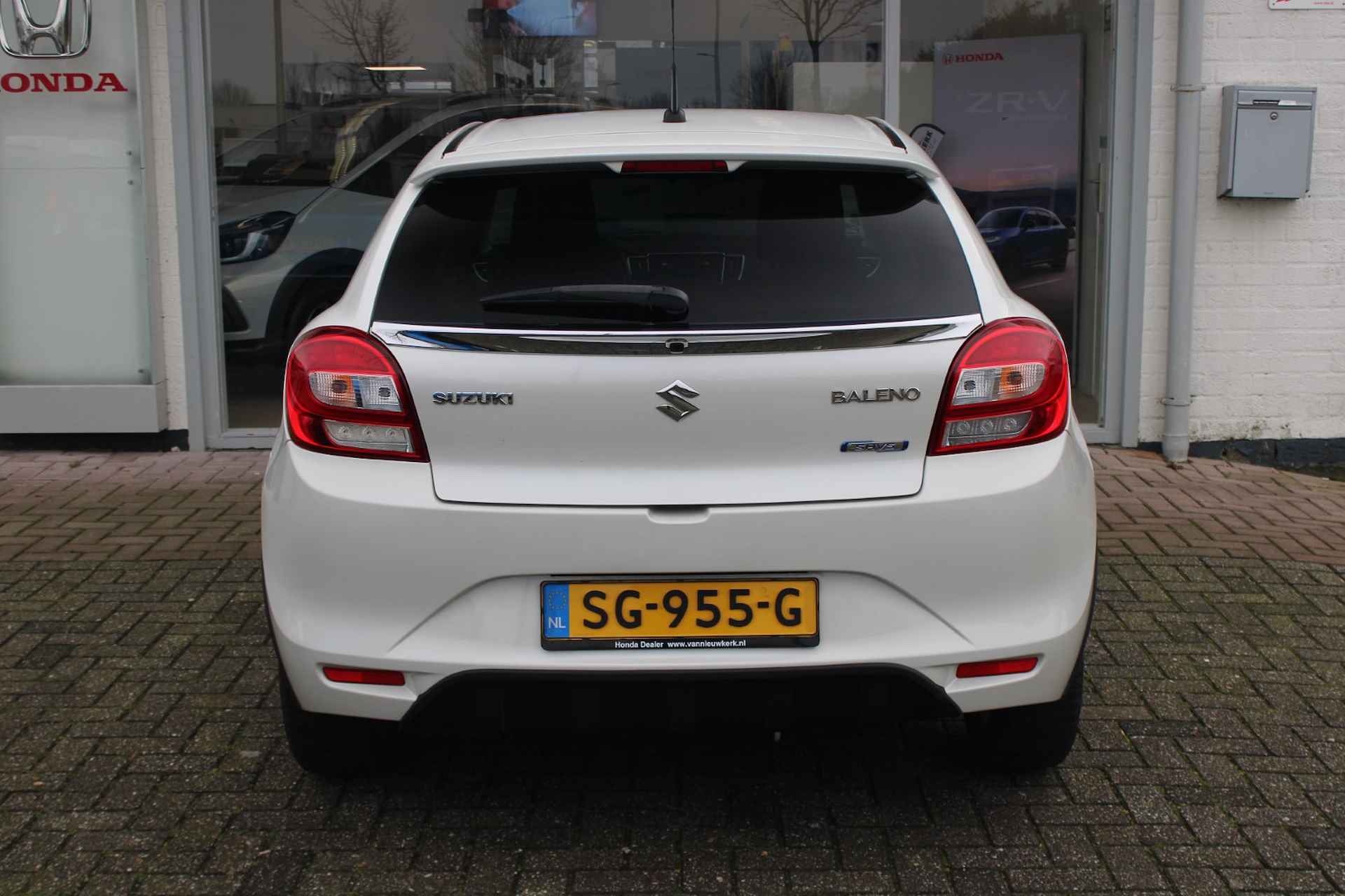 SUZUKI Baleno 1.2 Dualjet 90pk Smart Hybrid High Executive Navigatie Camera Keyless - 15/30