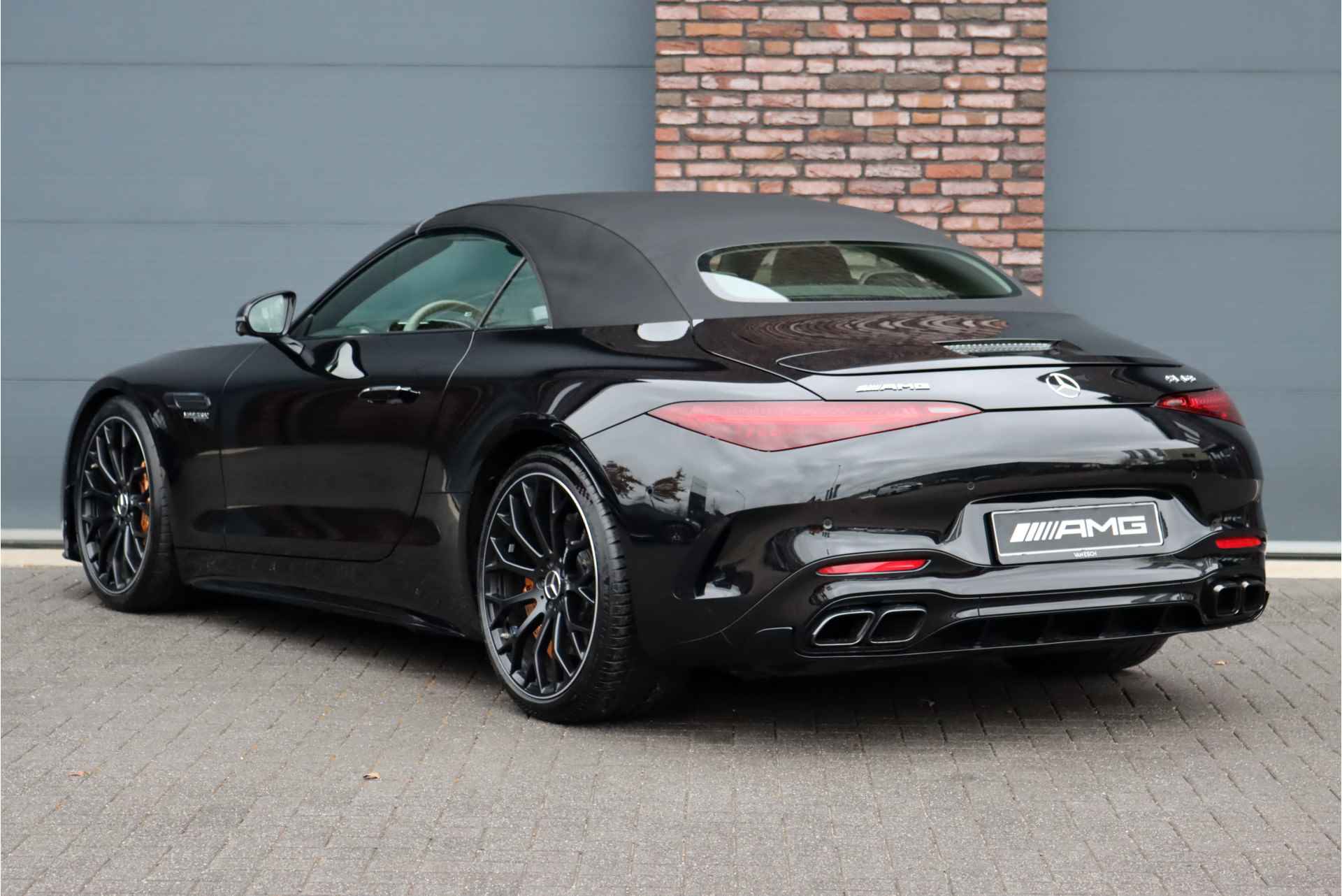 Mercedes-Benz SL-Klasse Roadster AMG 63 4MATIC+ Aut9 | V8-pakket | Achterasbesturing | Keramisch | Carbon | Distronic+ | Massage | Stoelventilatie | Burmester | Nappa Leder | AMG Dynamic+ | Verwarmd Stuurwiel | HUD | - 14/45