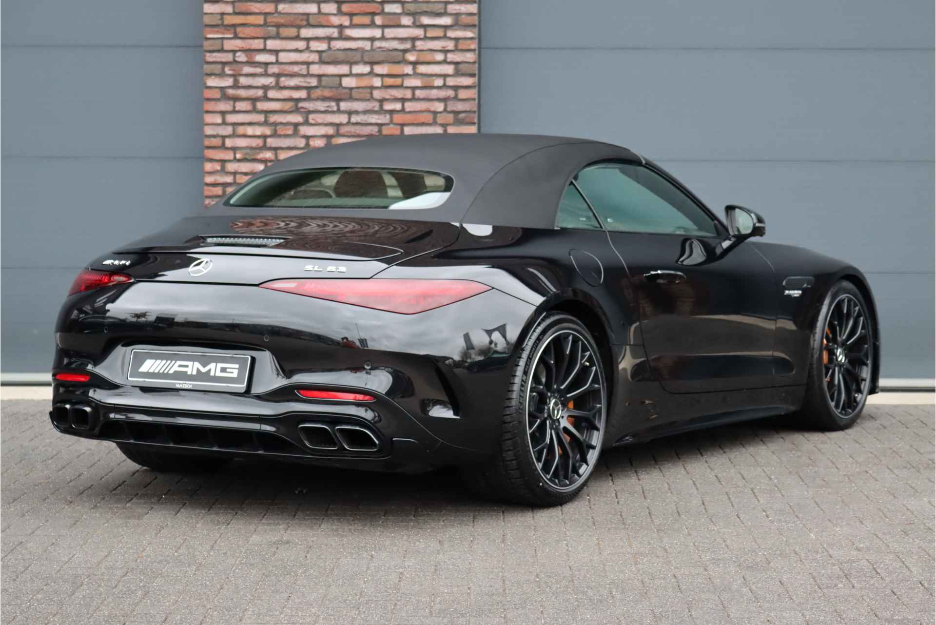 Mercedes-Benz SL-Klasse Roadster AMG 63 4MATIC+ Aut9 | V8-pakket | Achterasbesturing | Keramisch | Carbon | Distronic+ | Massage | Stoelventilatie | Burmester | Nappa Leder | AMG Dynamic+ | Verwarmd Stuurwiel | HUD | - 16/45